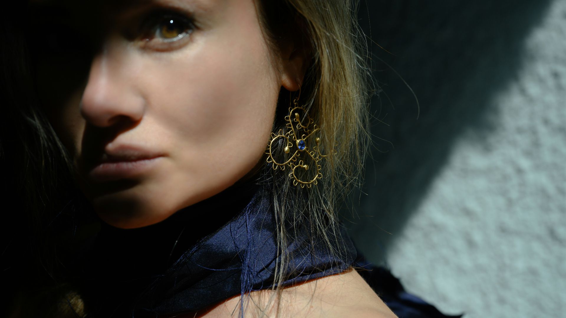 8. Bleu saphir