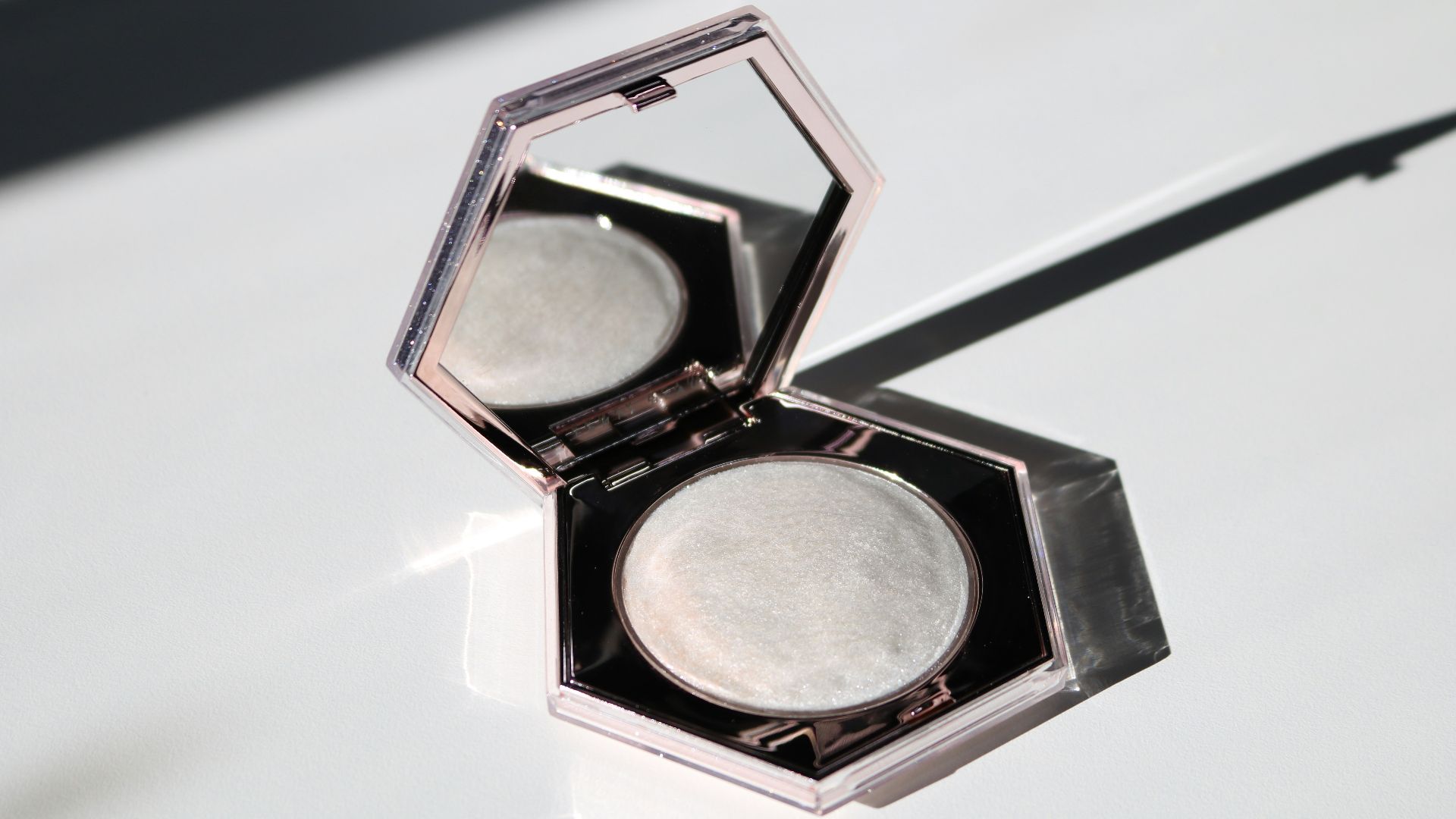 13. Appliquez du highlighter sur les zones saillantes