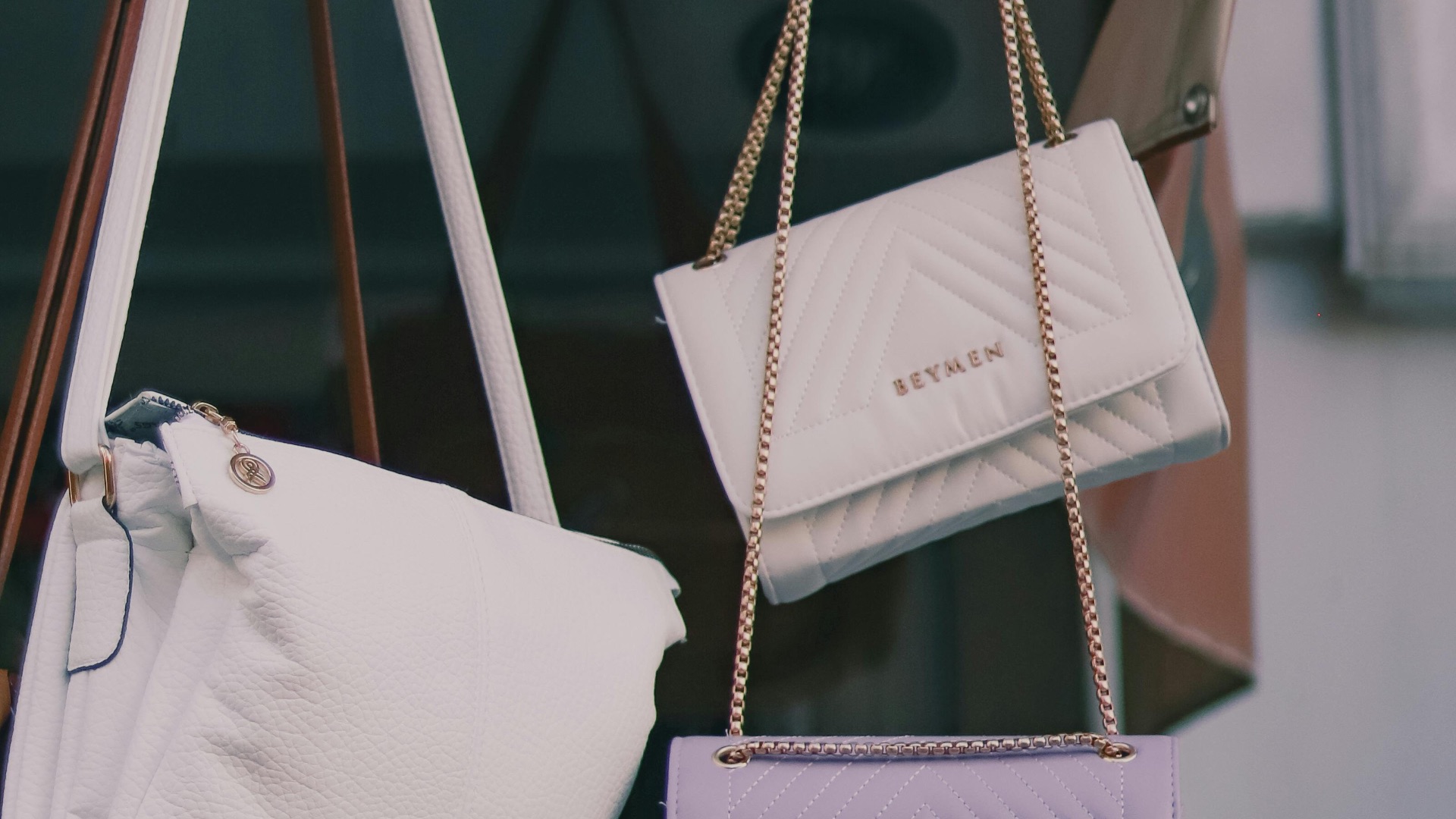 1. Sacs à main en simili cuir