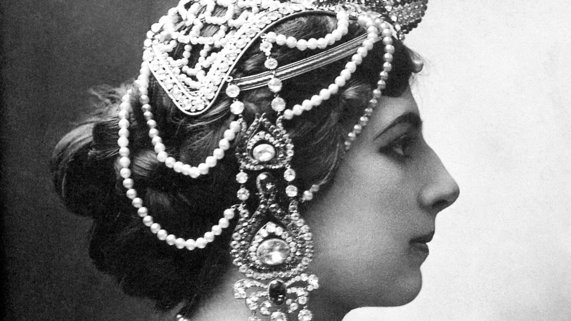 8. L'assurance audacieuse de Mata Hari