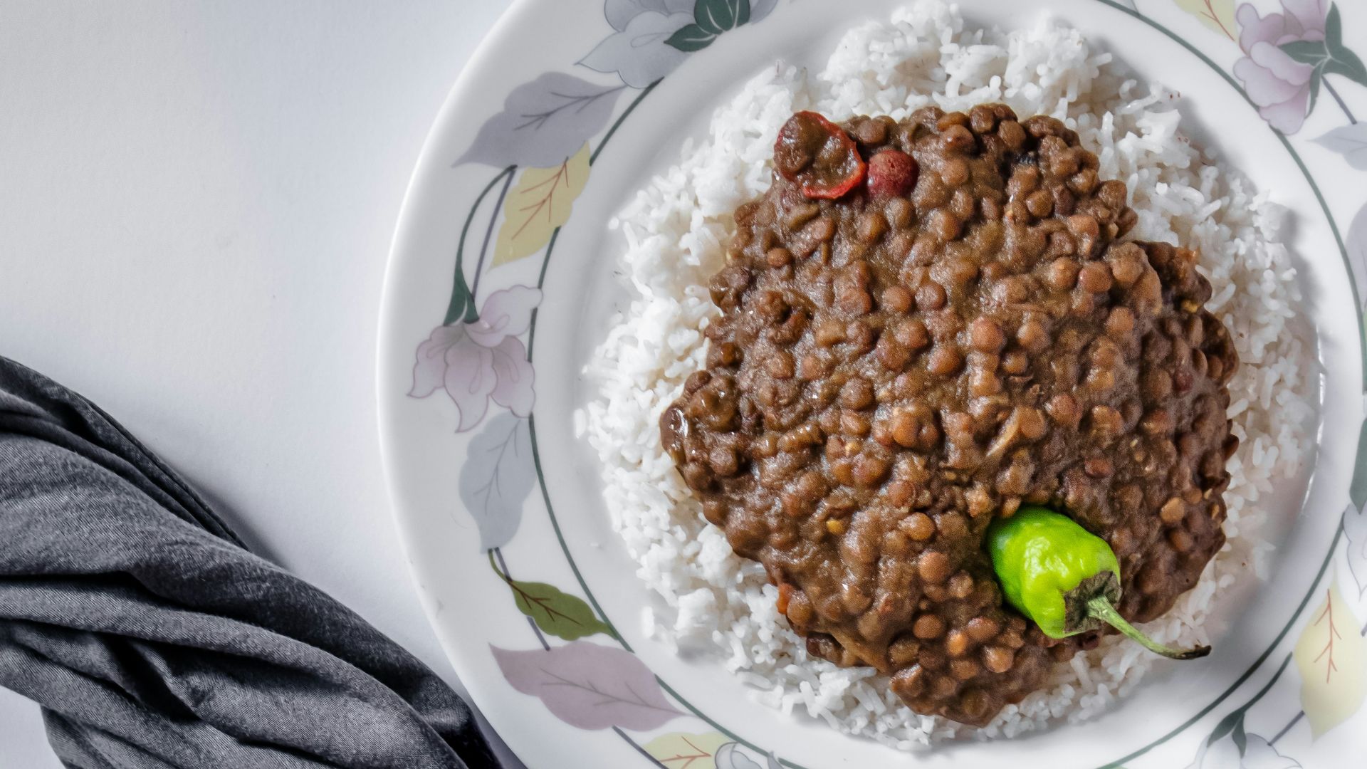 9. Riz nature et haricots