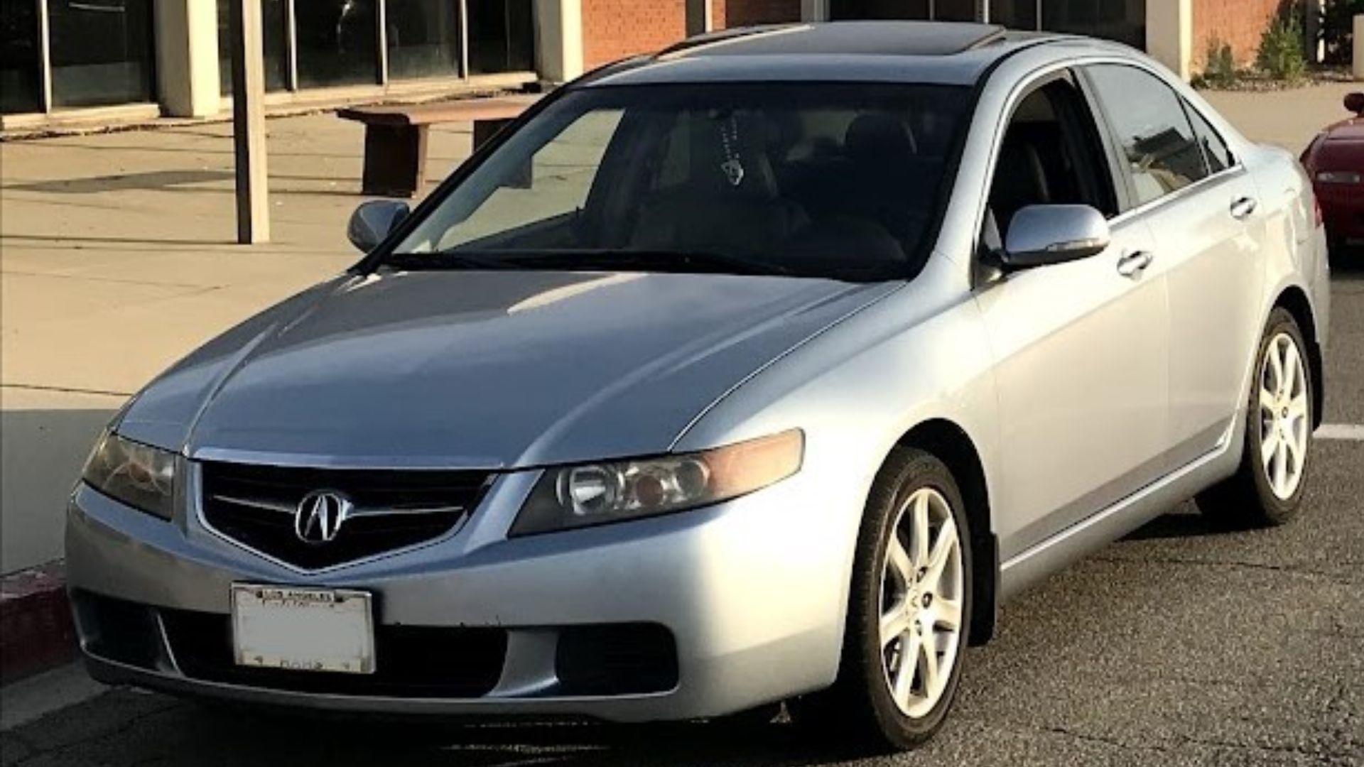 2. L'Acura TSX de Mark Zuckerberg
