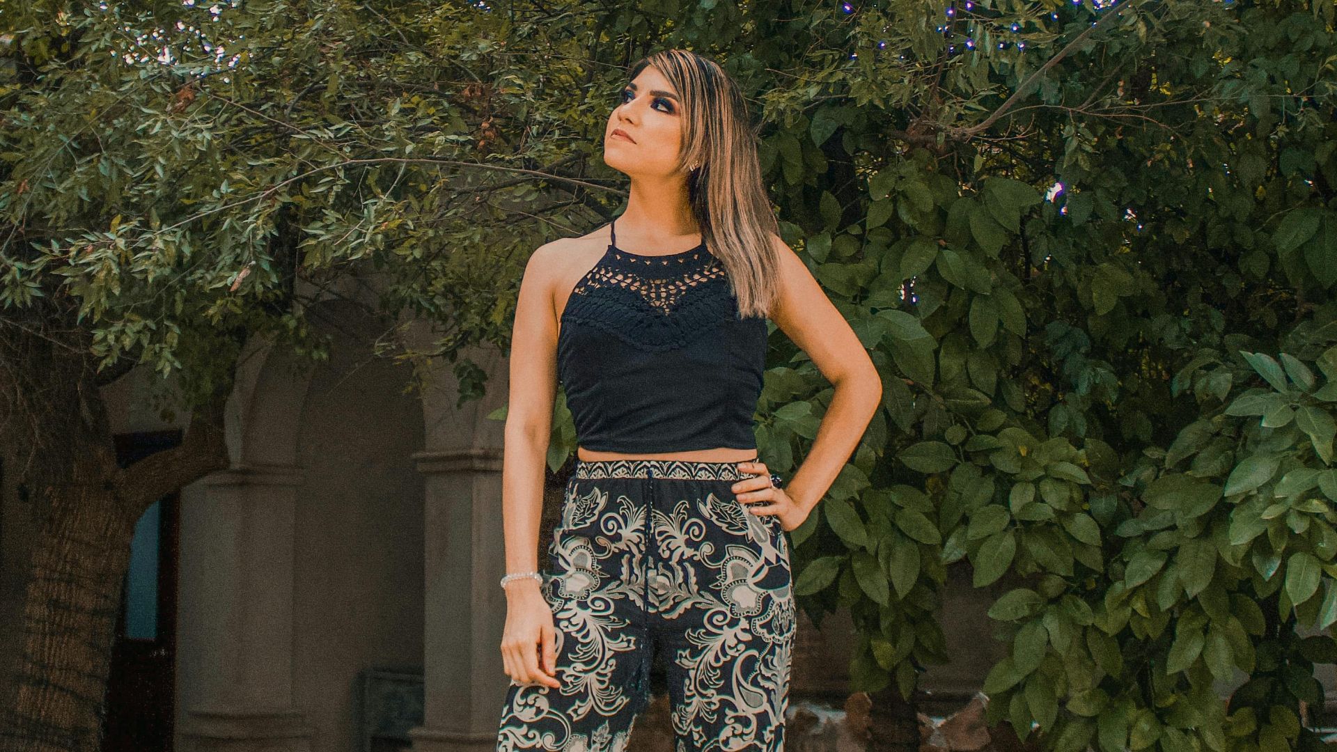 20 astuces vestimentaires pour les femmes au torse long