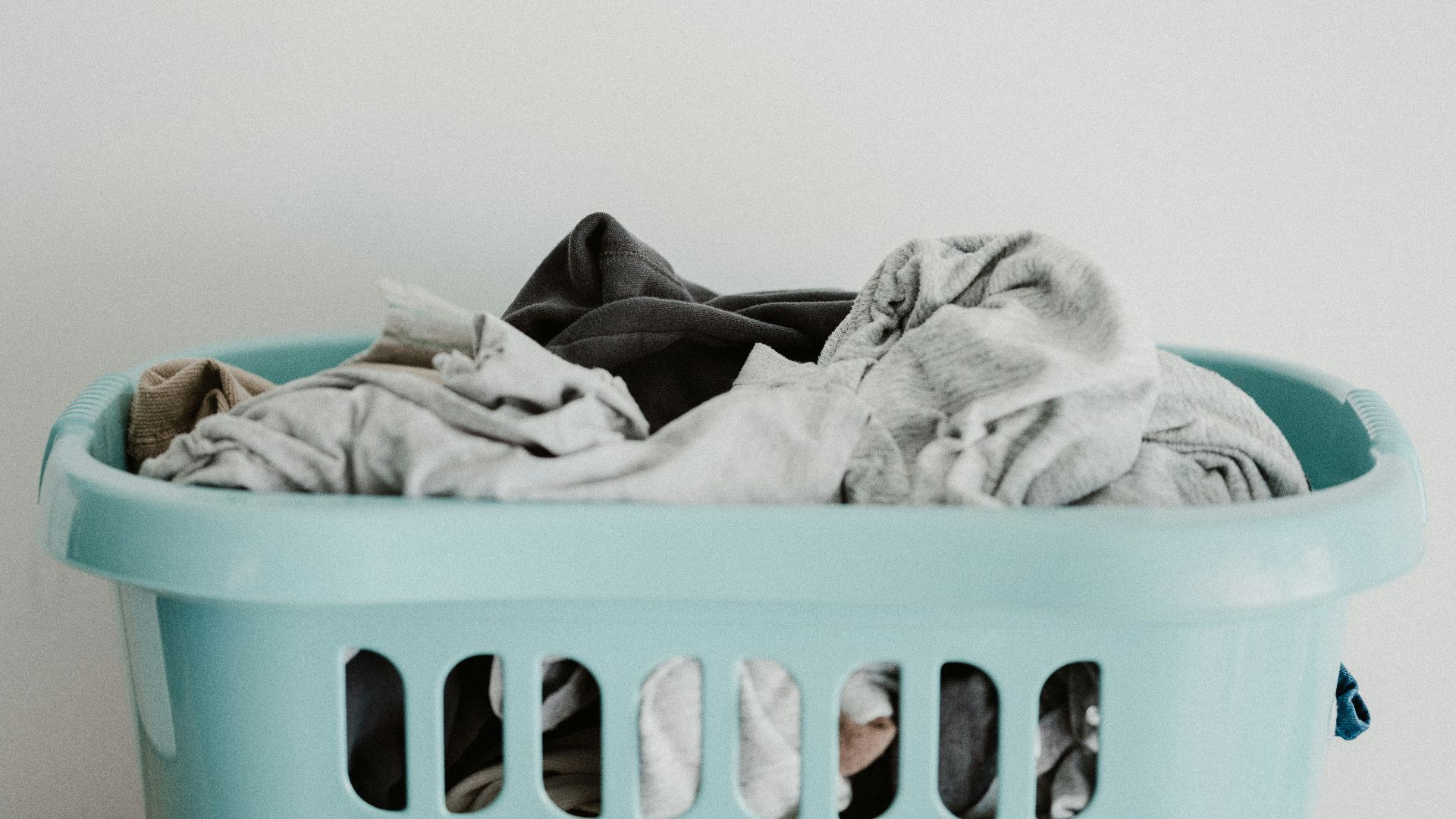 13. Les piles de linge