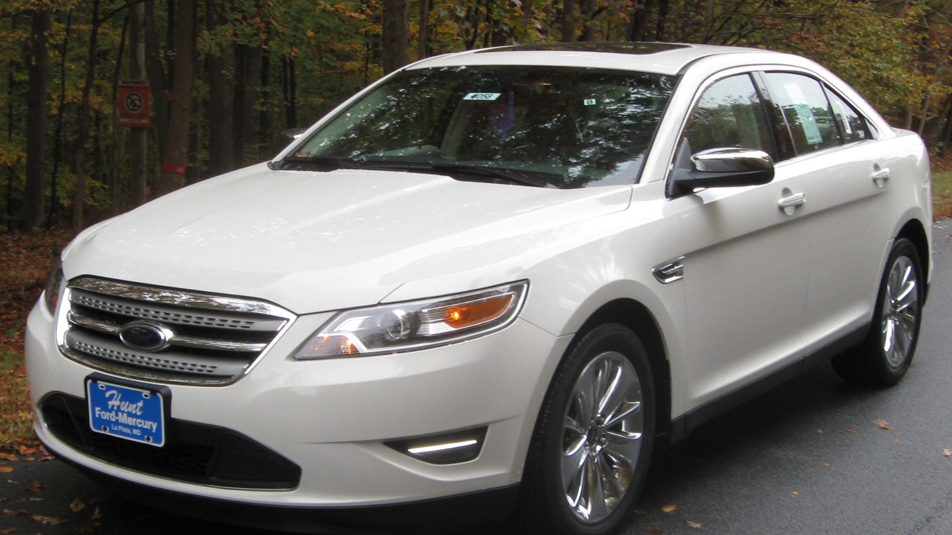 6. Ford Taurus
