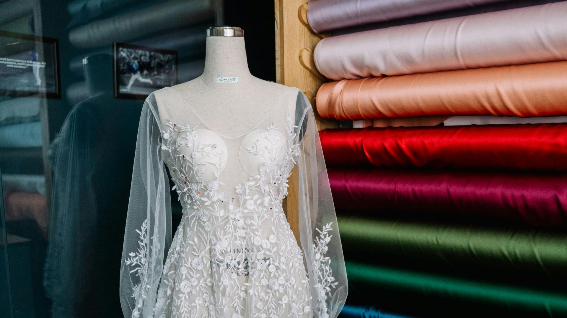 4. Robe en mousseline légère à manches transparentes