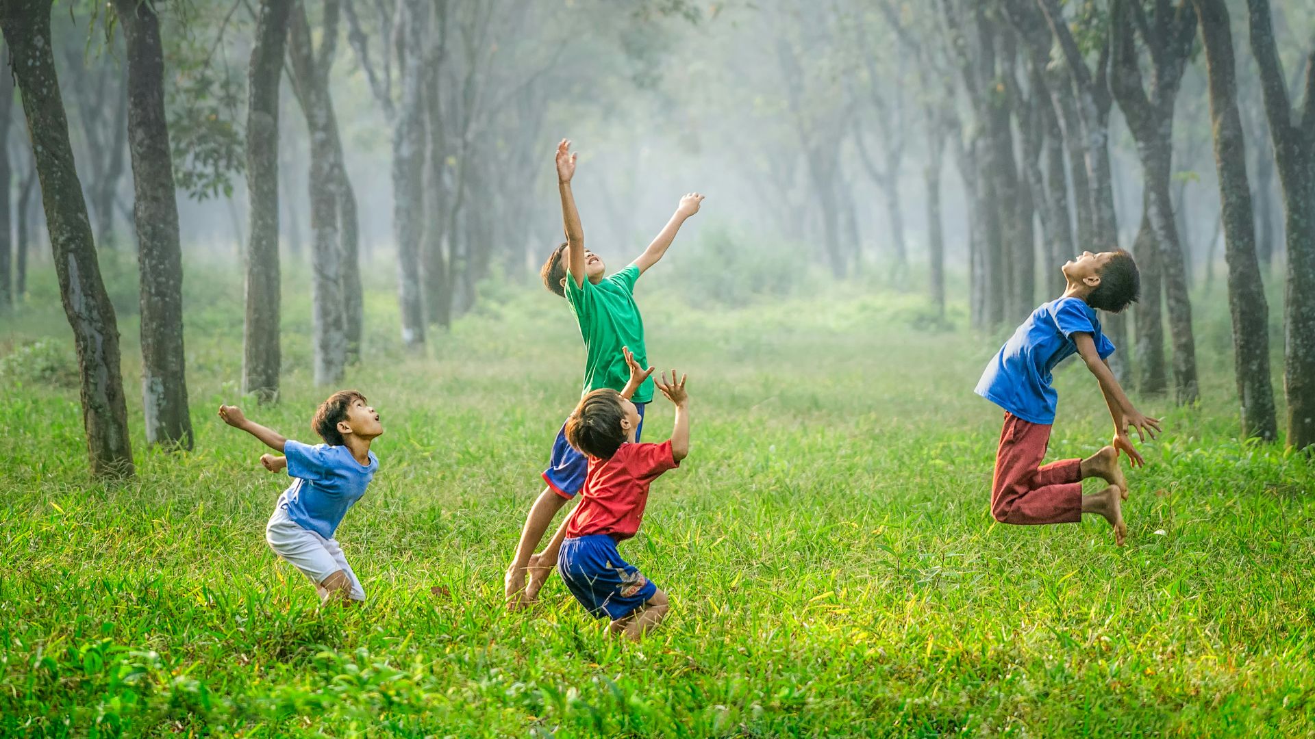 6. Quelques enfants ont aidé à nourrir le groupe