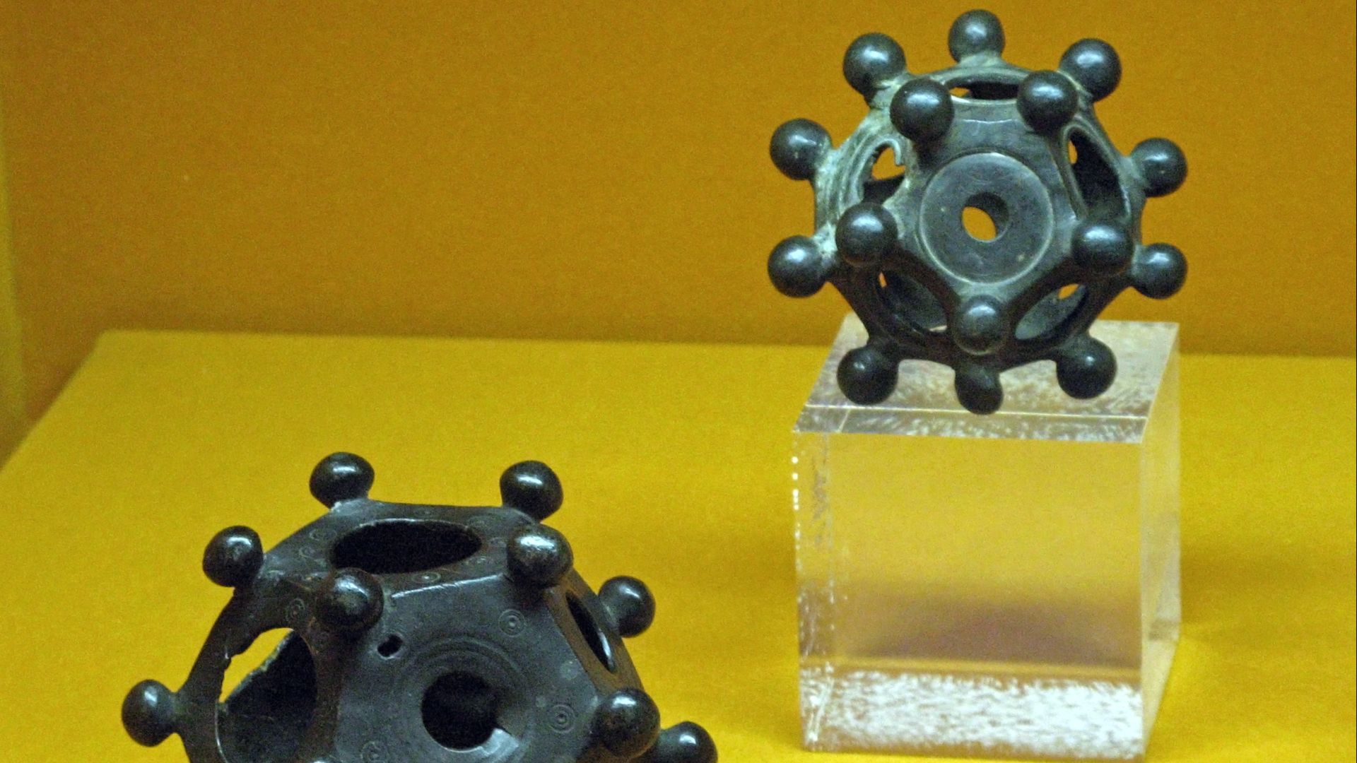 5. Les dodécaèdres romains