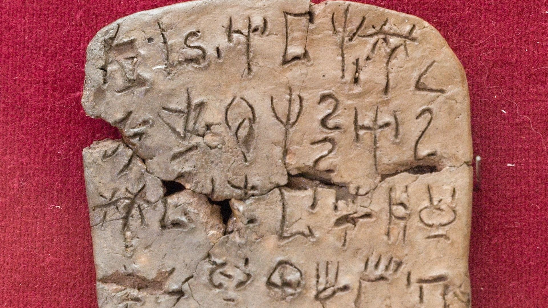 14. Écriture linéaire A