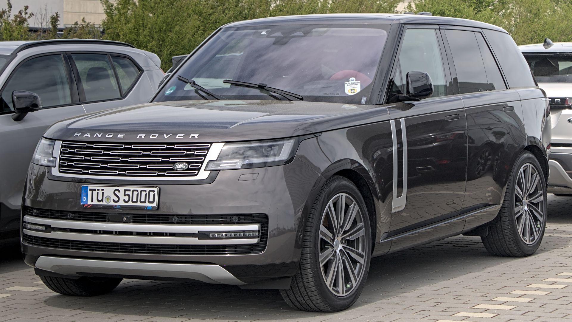 9. Land Rover Range Rover