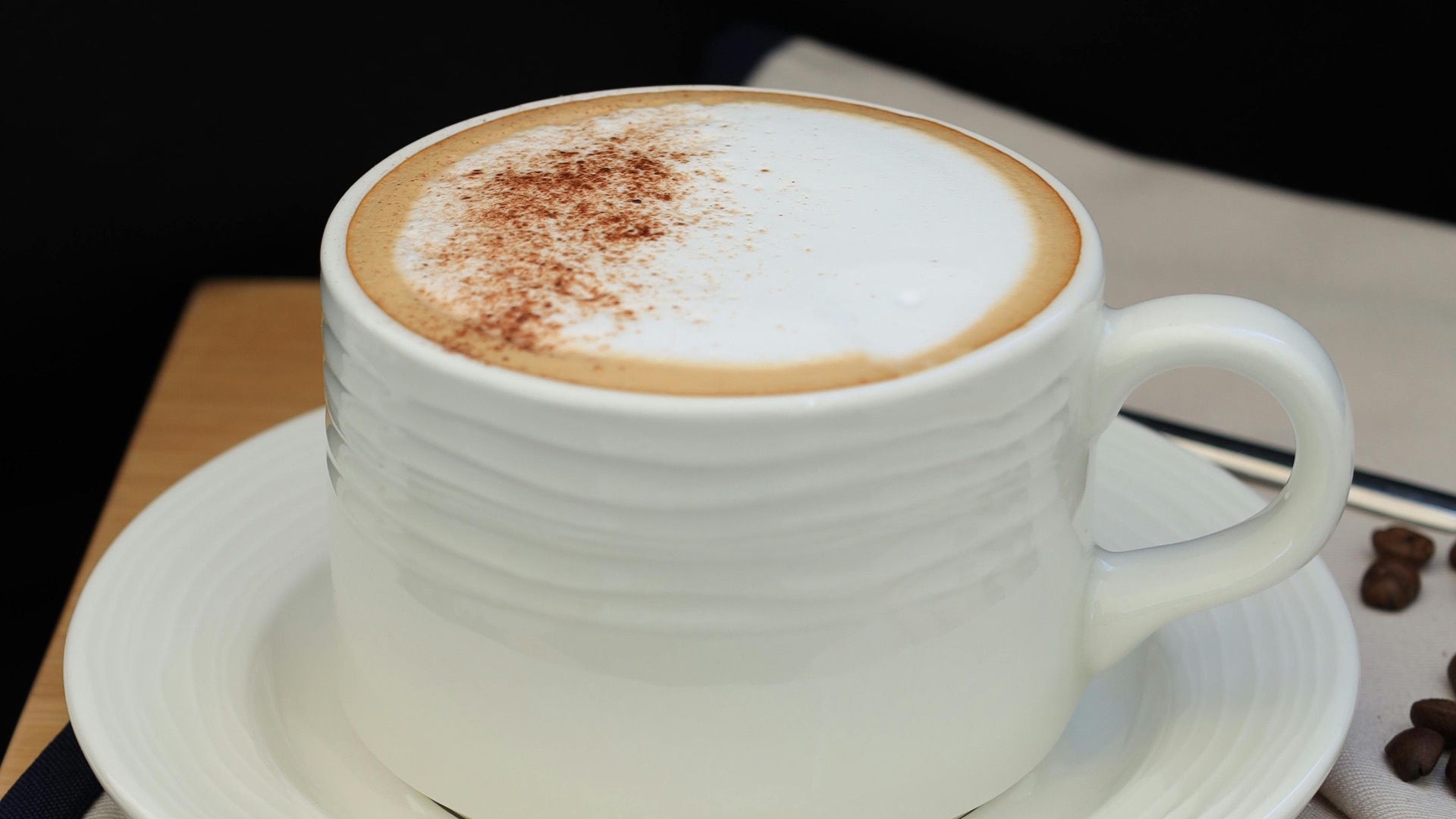 10. Cappuccino au lait entier, grand format
