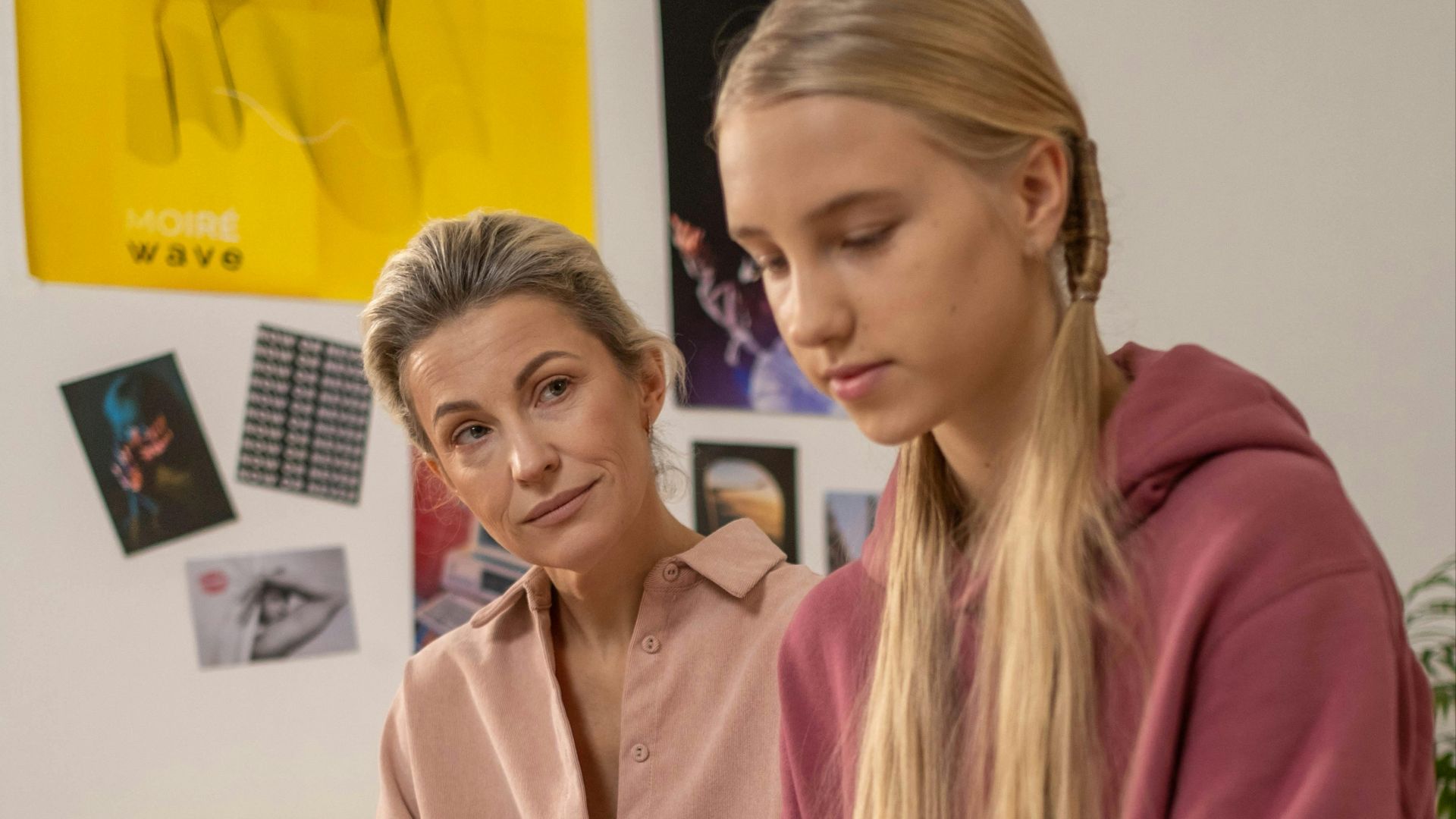 1. Ils introduisent de force des expressions argotiques dans toutes leurs conversations