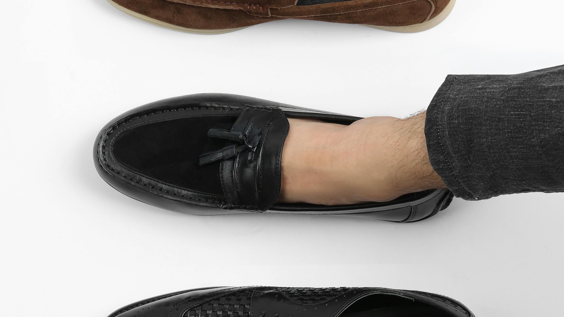 8. Porter des chaussures sans chaussettes