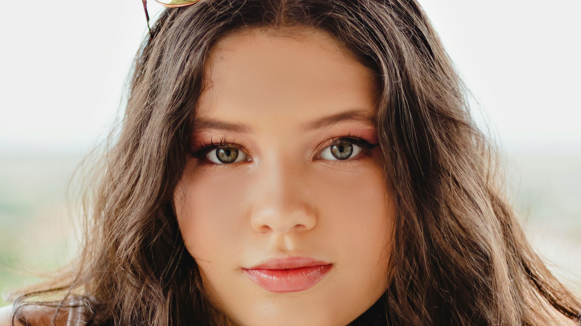 2. Des cheveux longs pour les visages ronds