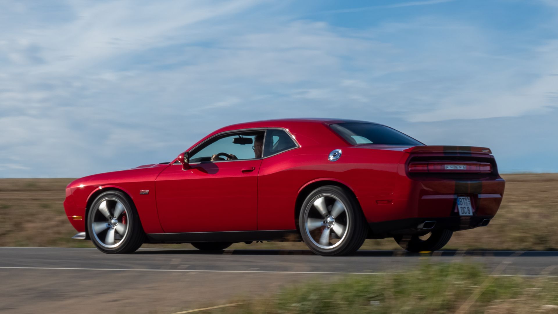 2. La machine à remonter le temps de la Dodge Challenger