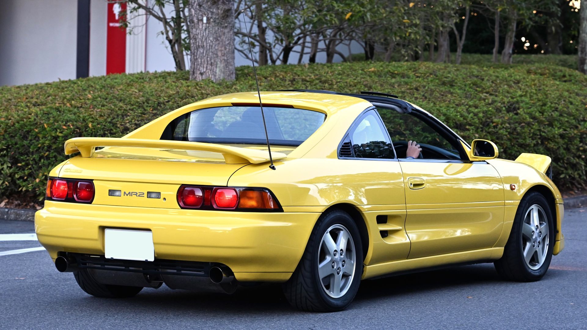 18. Toyota MR2 (SW20)
