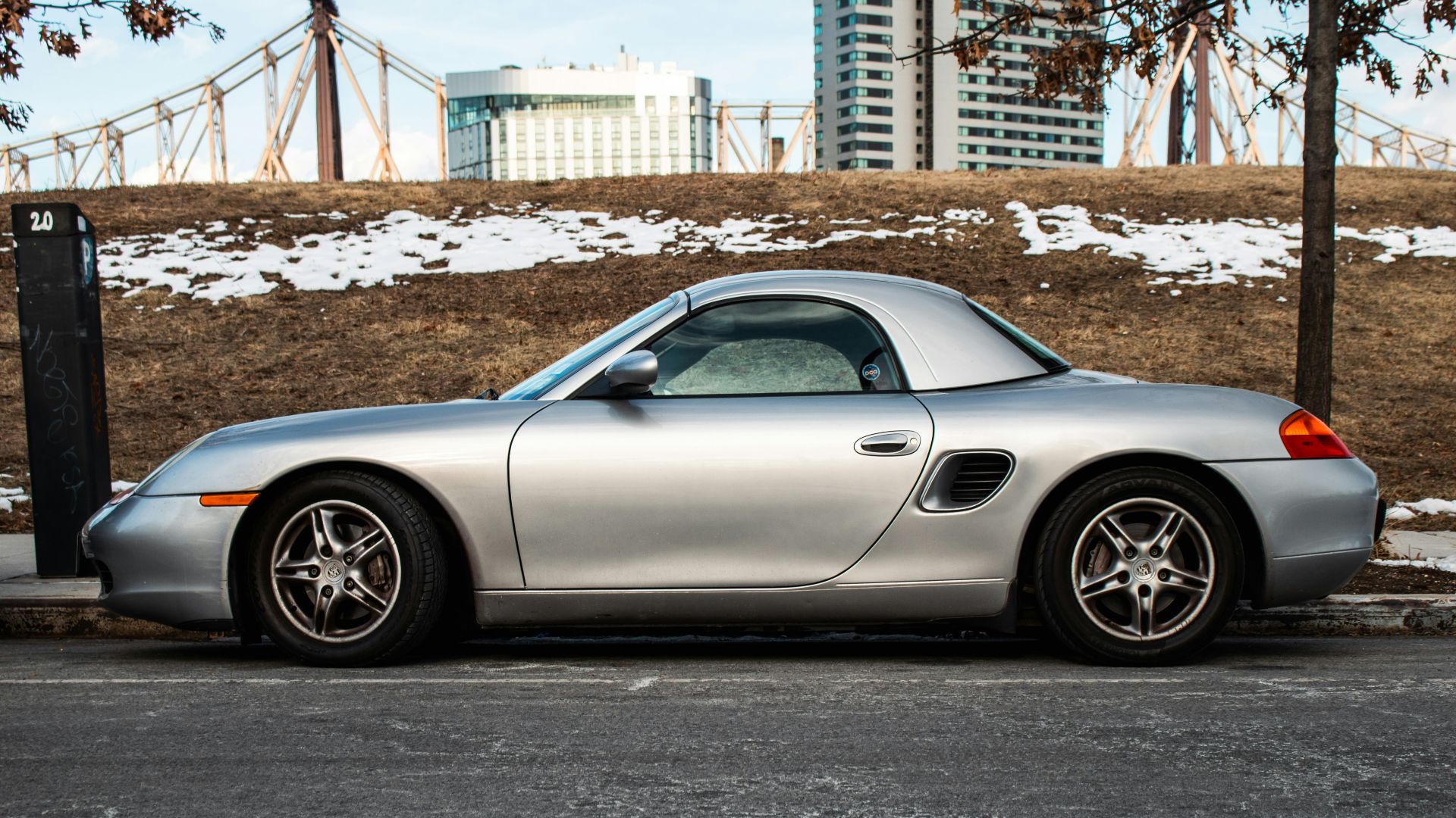 2. Porsche Boxster 986