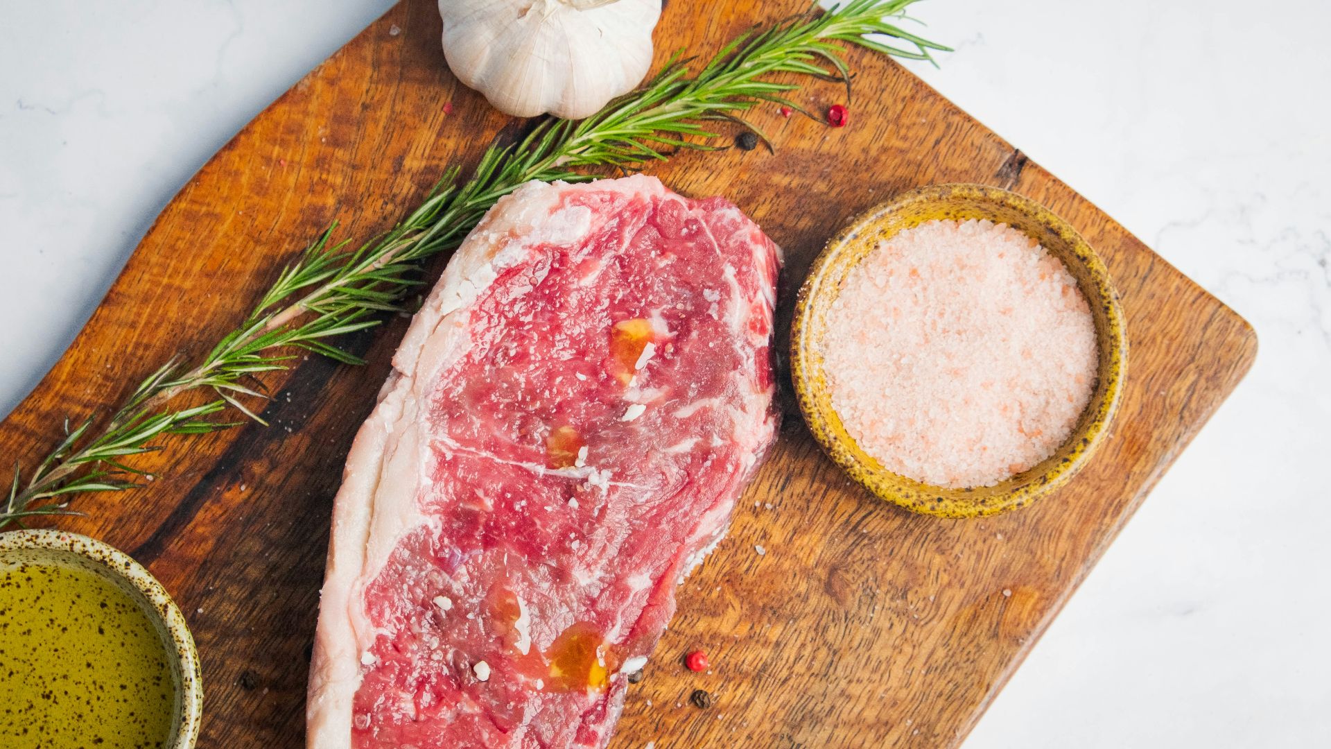 15. Ne négligez pas les steaks en lanières vendus en magasin