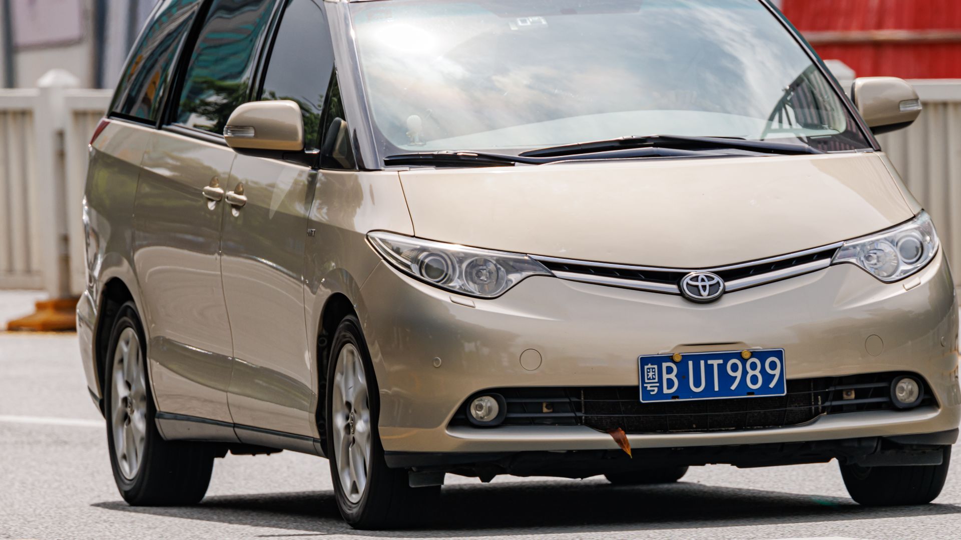 19. Toyota Previa