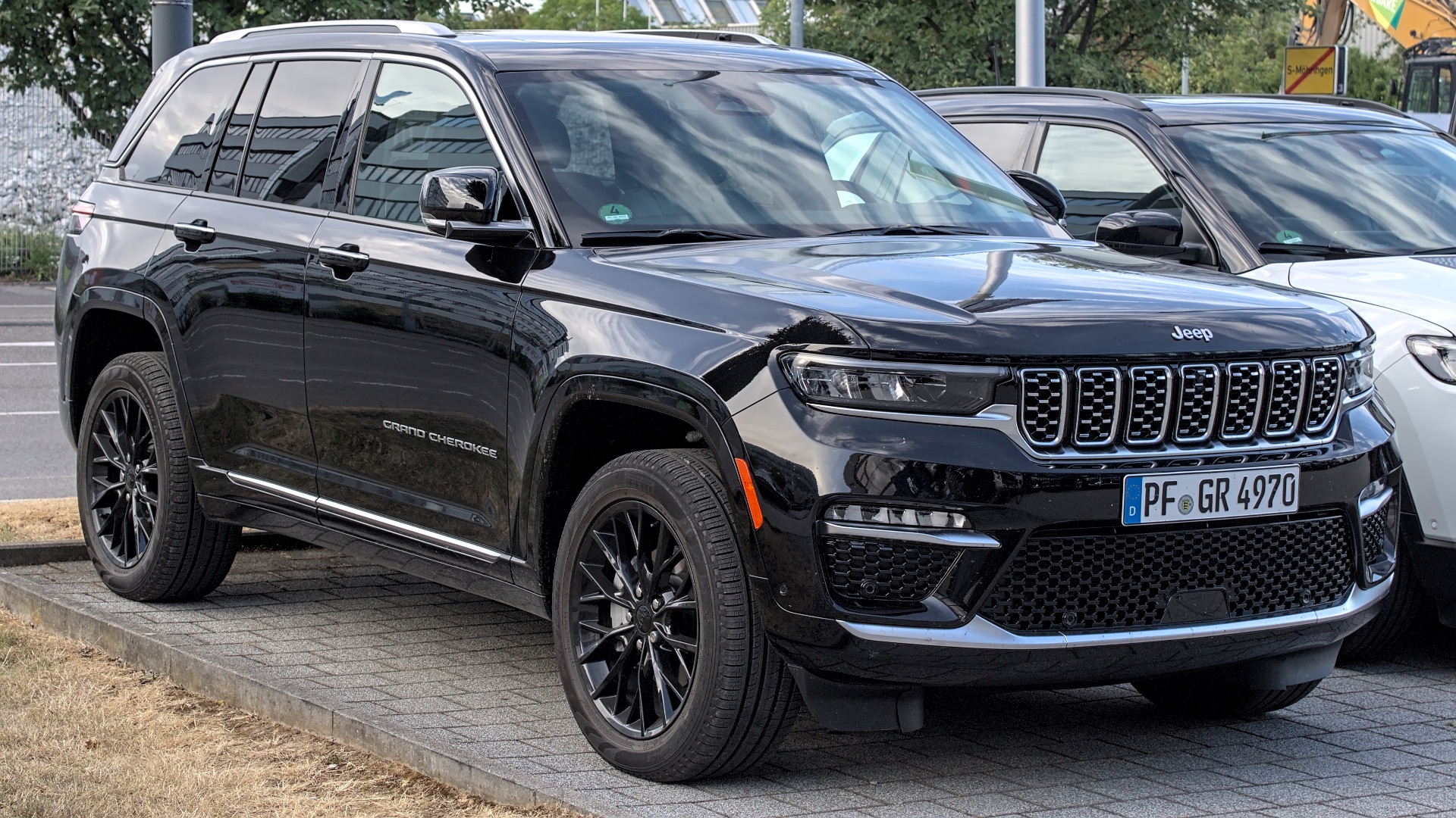 15. Jeep Grand Cherokee