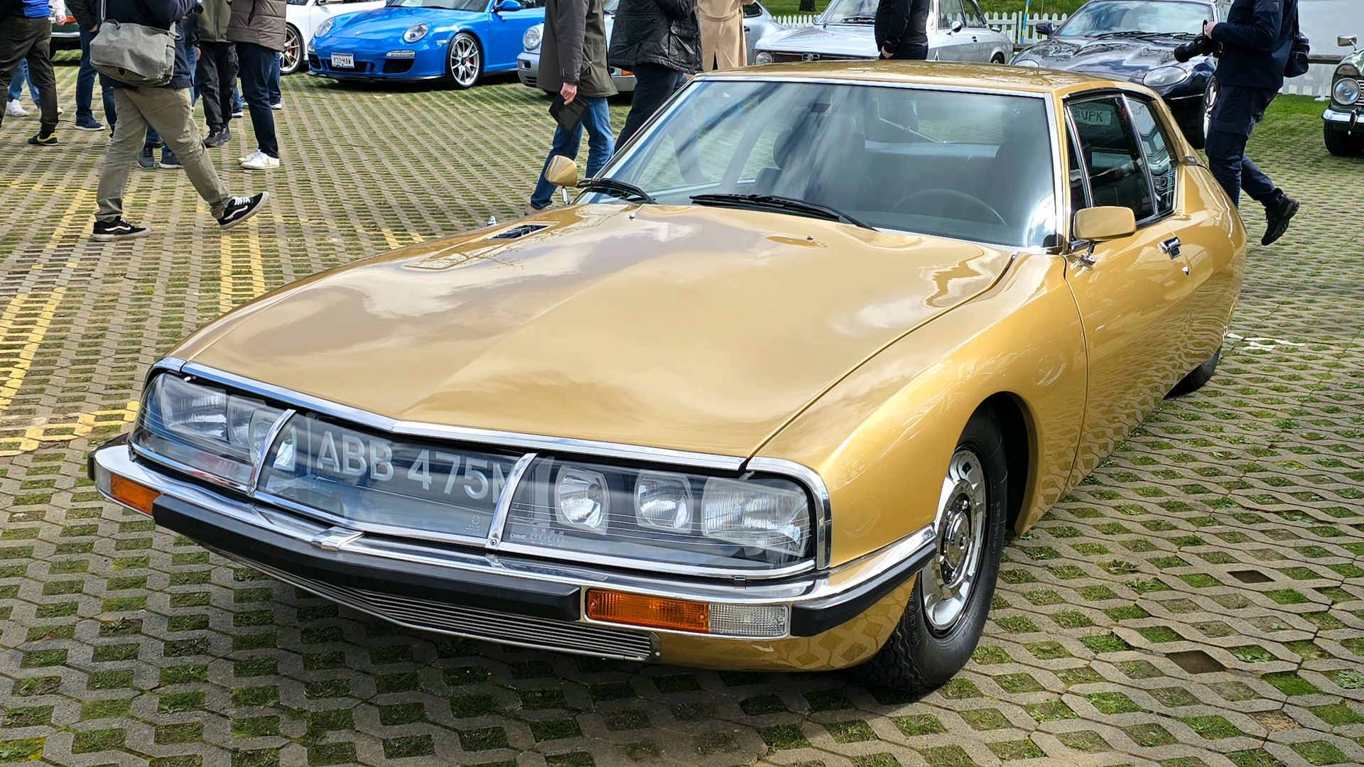 14. Citroën SM