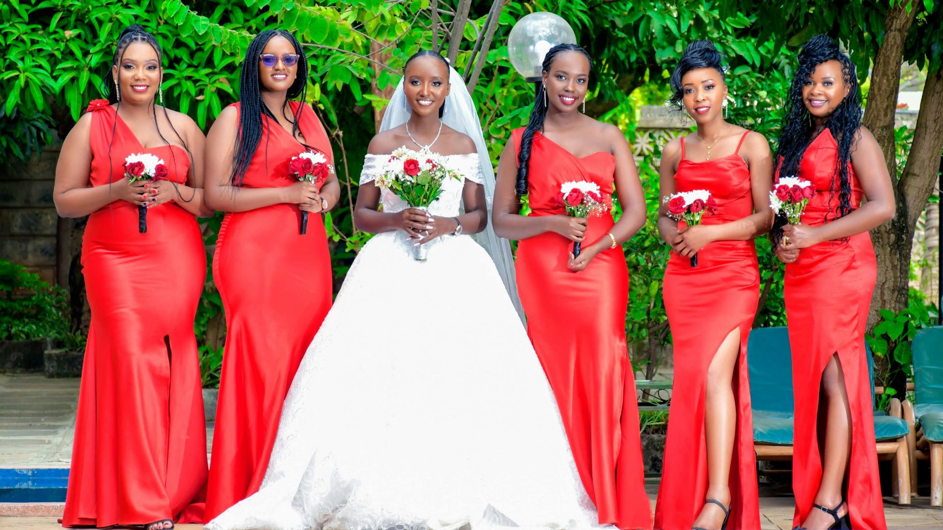 10. Des robes trop voyantes