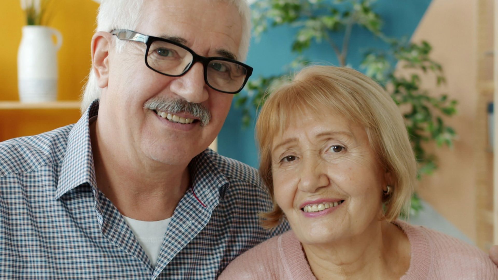 20 conseils scientifiques pour aider les seniors à être plus heureux