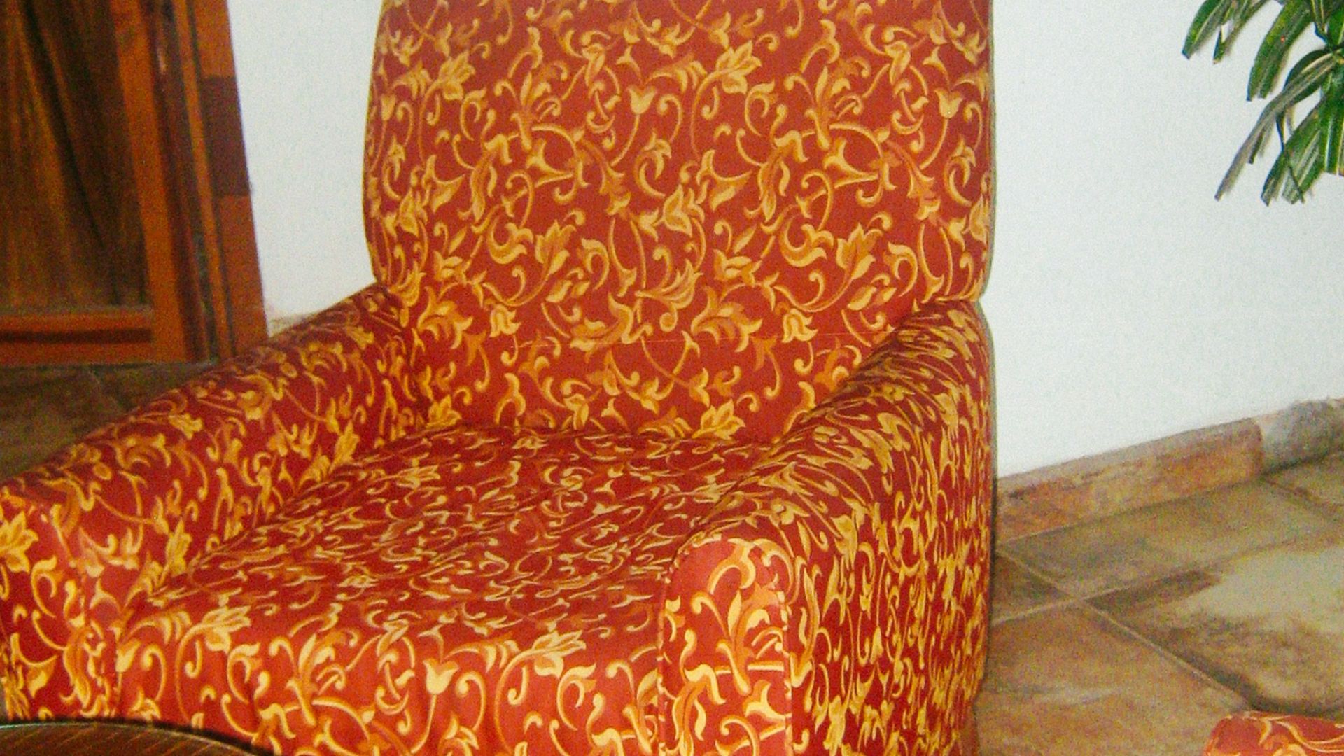 12. Fauteuils rembourrés ignifugés
