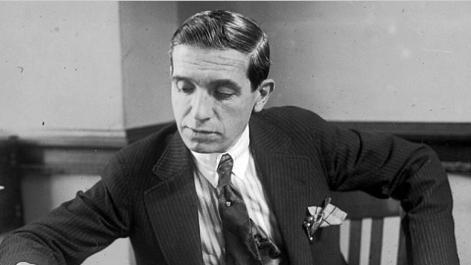 5. Charles Ponzi : homme d'affaires et escroc