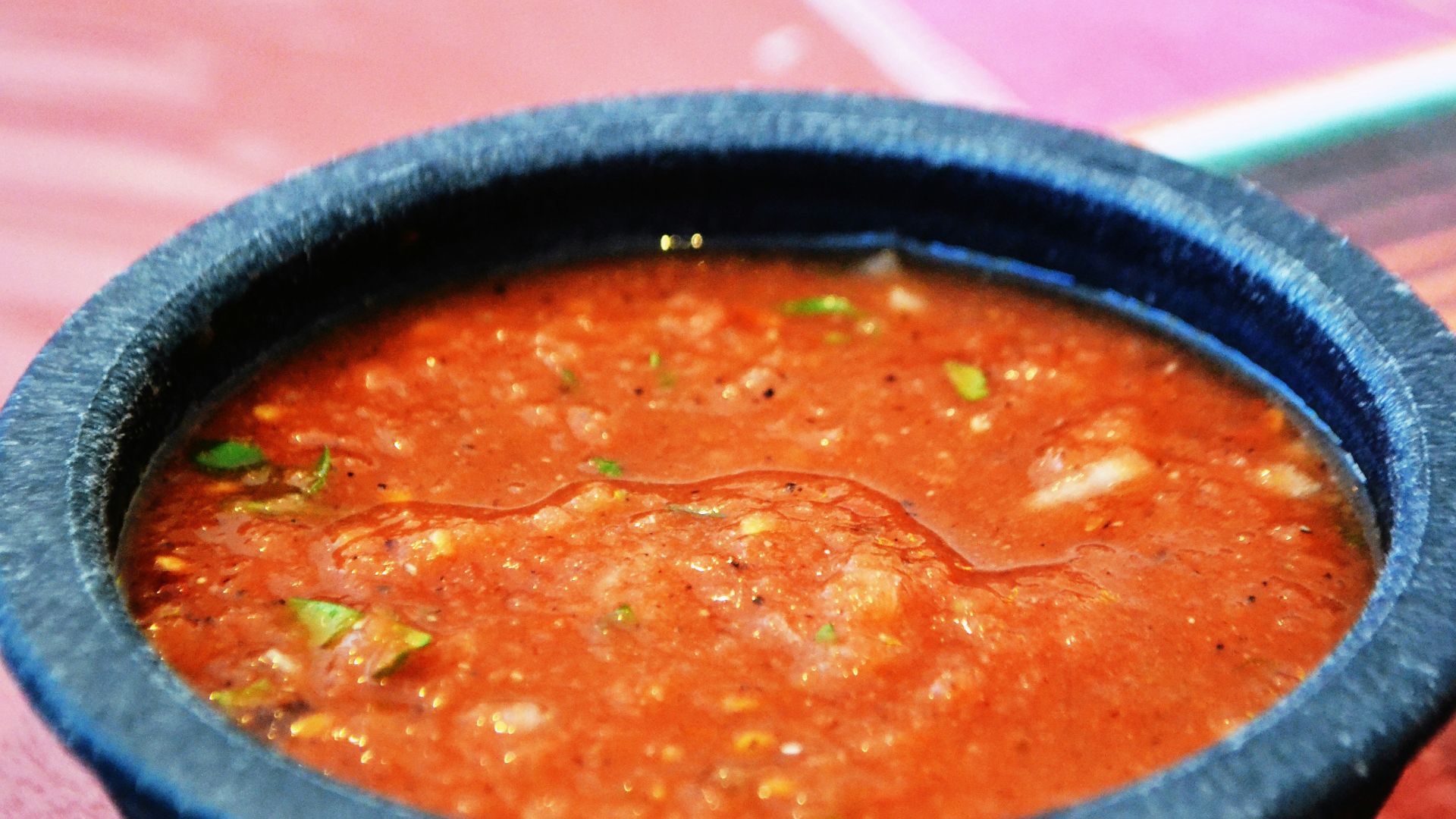 2. Surprises à la salsa épicée