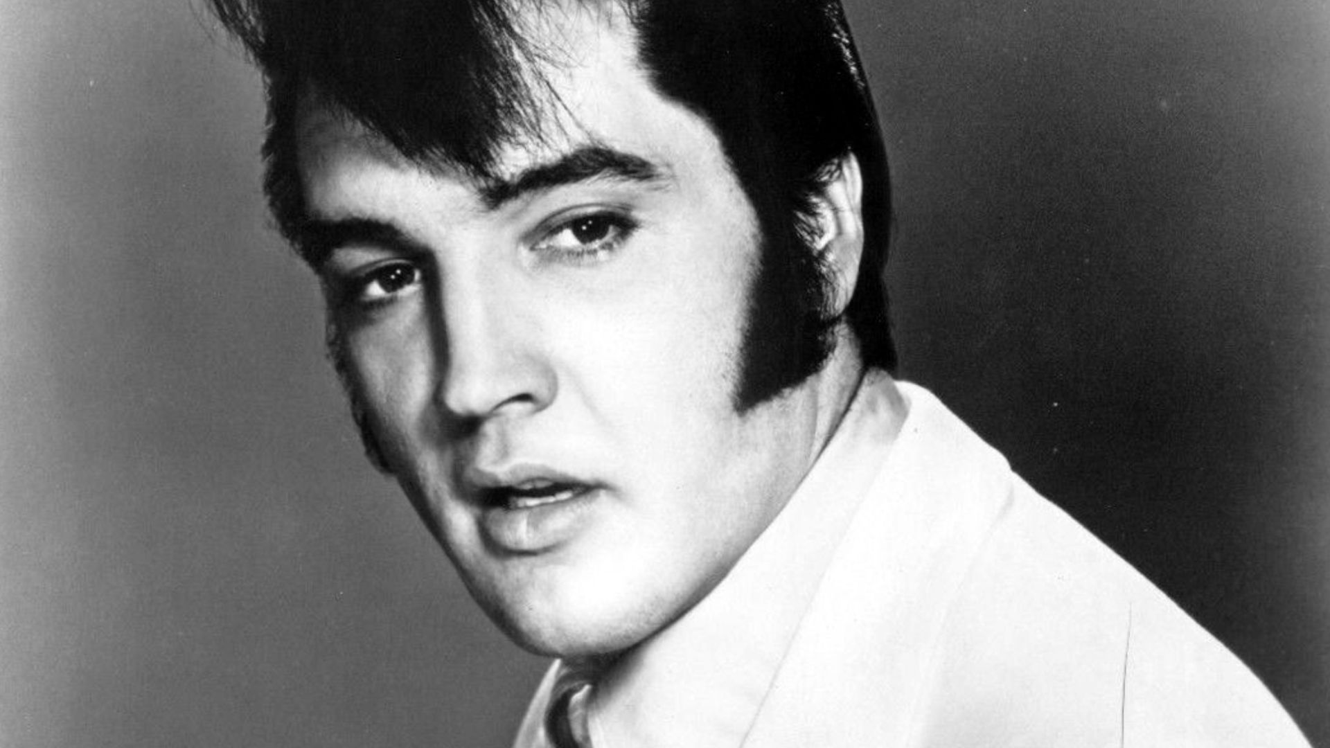 17. Elvis Presley