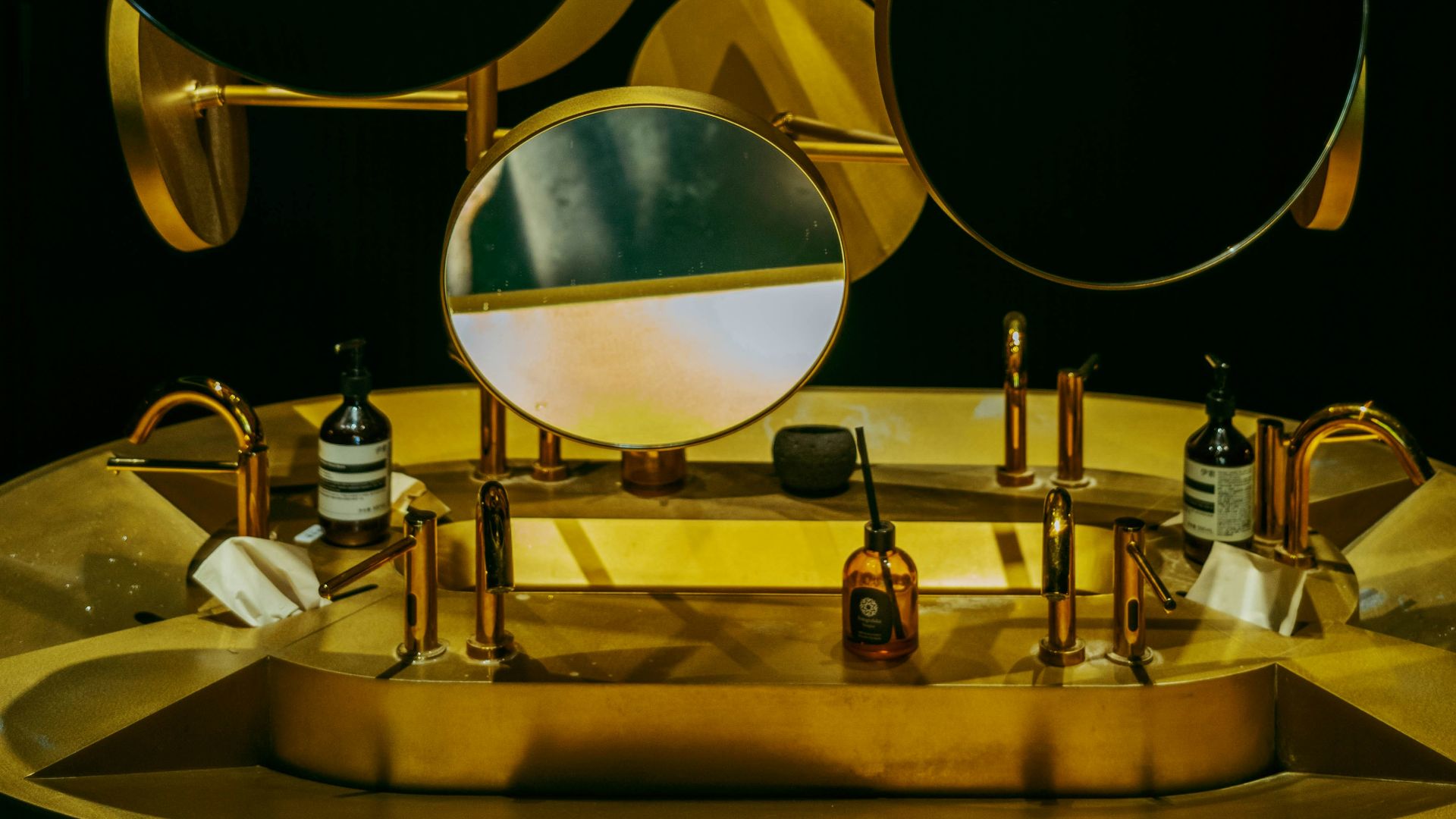 7. Le robinet sophistiqué sans pression d'eau