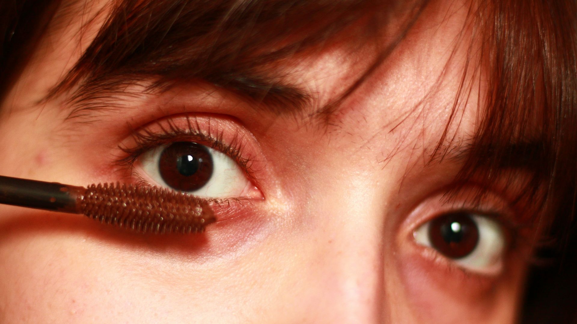 10. Essayez le mascara brun