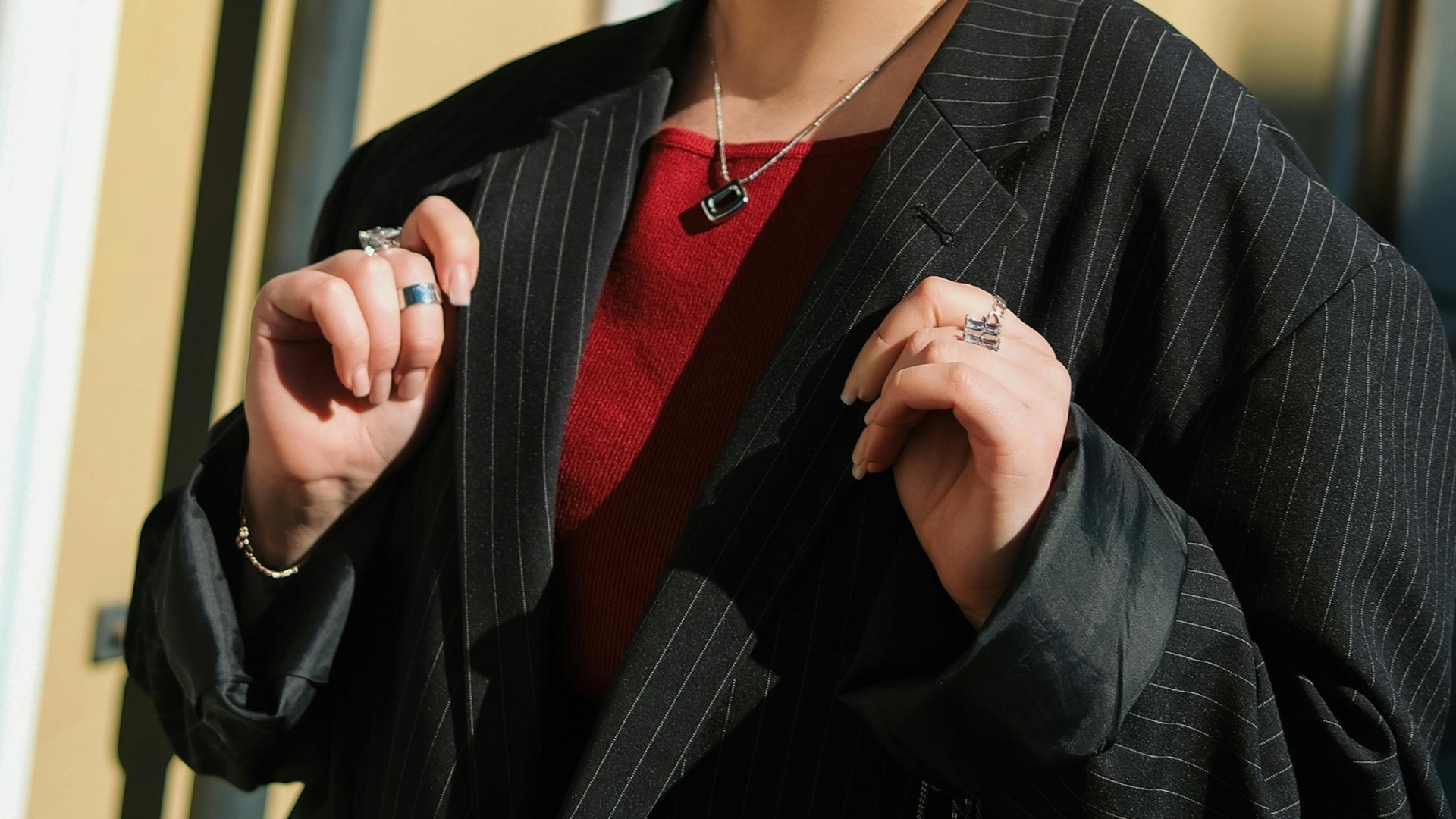 8. Blazers doublés ou vestes structurées