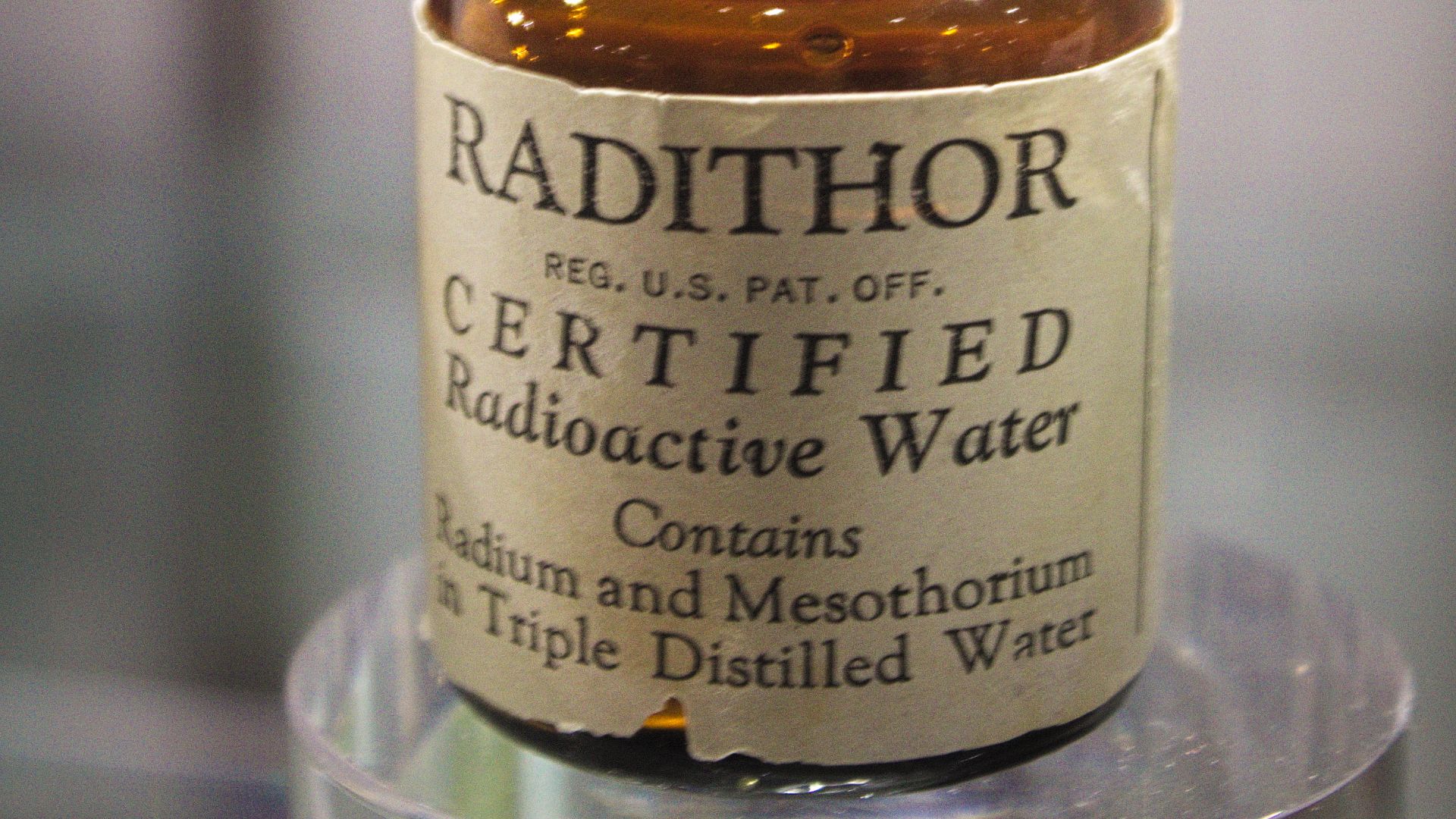 5. Boire des toniques radioactifs