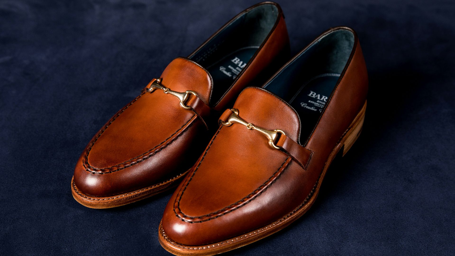 8. Chaussures plates pratiques ou mocassins