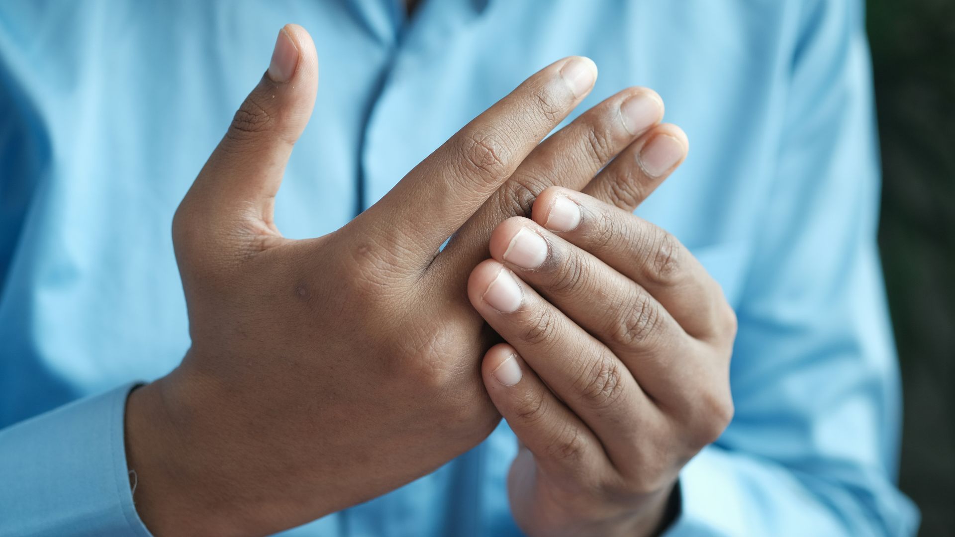 8. Vos mains tremblent