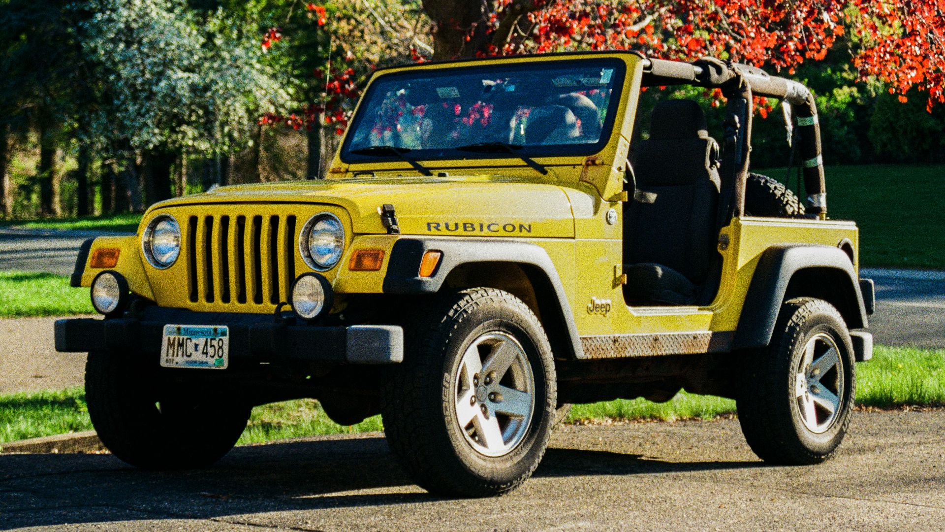 1. Jeep Wrangler YJ de base à toit rigide (1987-1995)