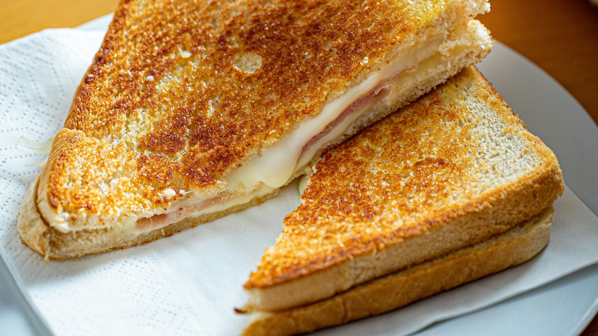 12. Croque-monsieur