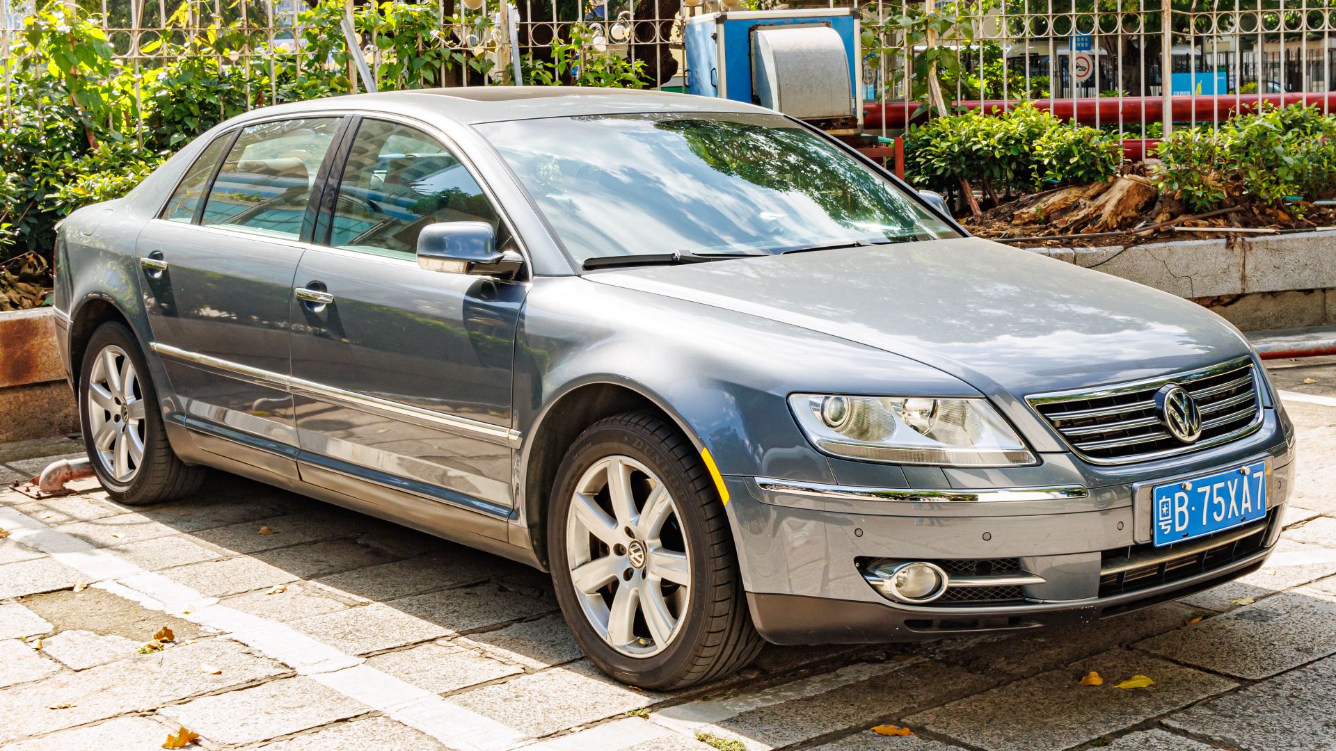 9. Volkswagen Phaeton