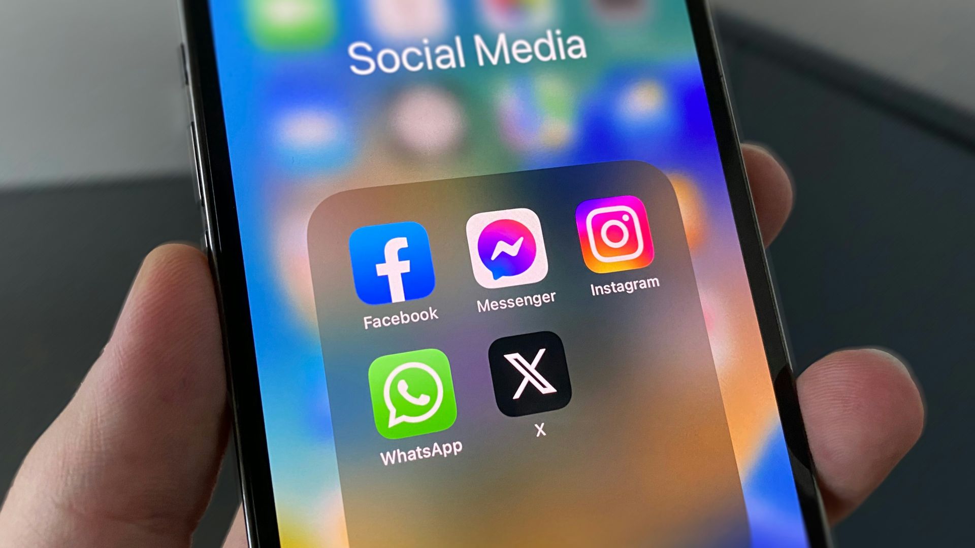 7. Les gens peuvent vous contacter via plusieurs applications