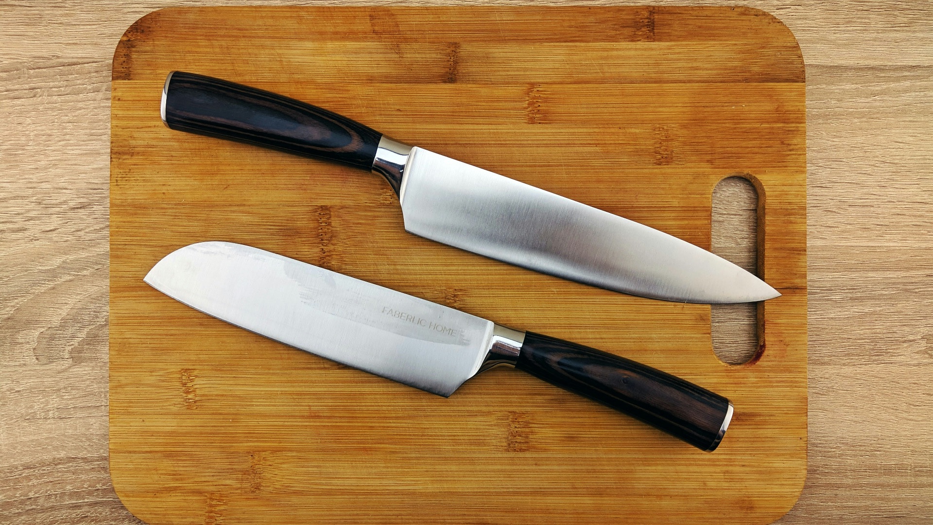 1. Couteaux de chef bien aiguisés