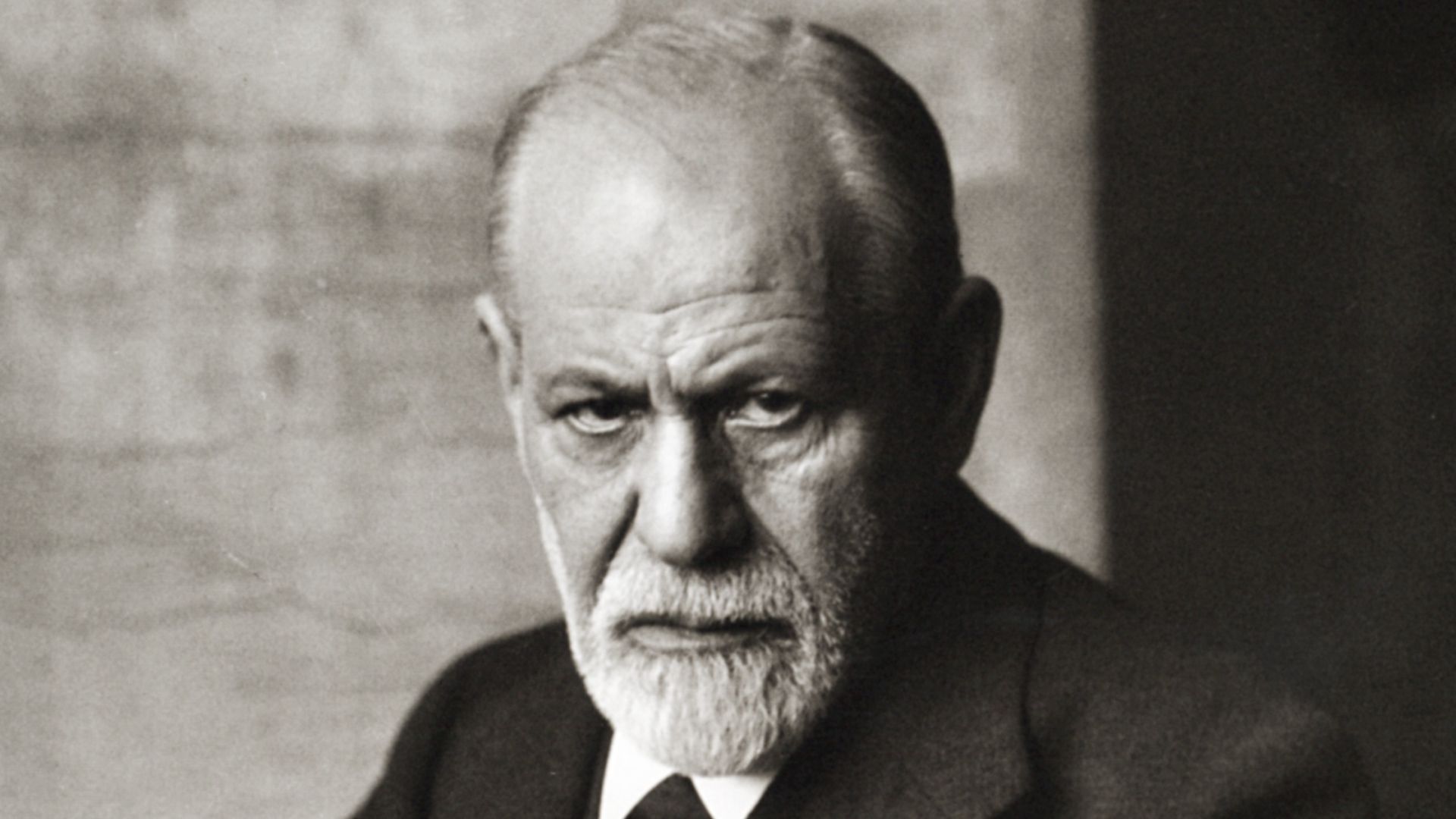 17. Sigmund Freud
