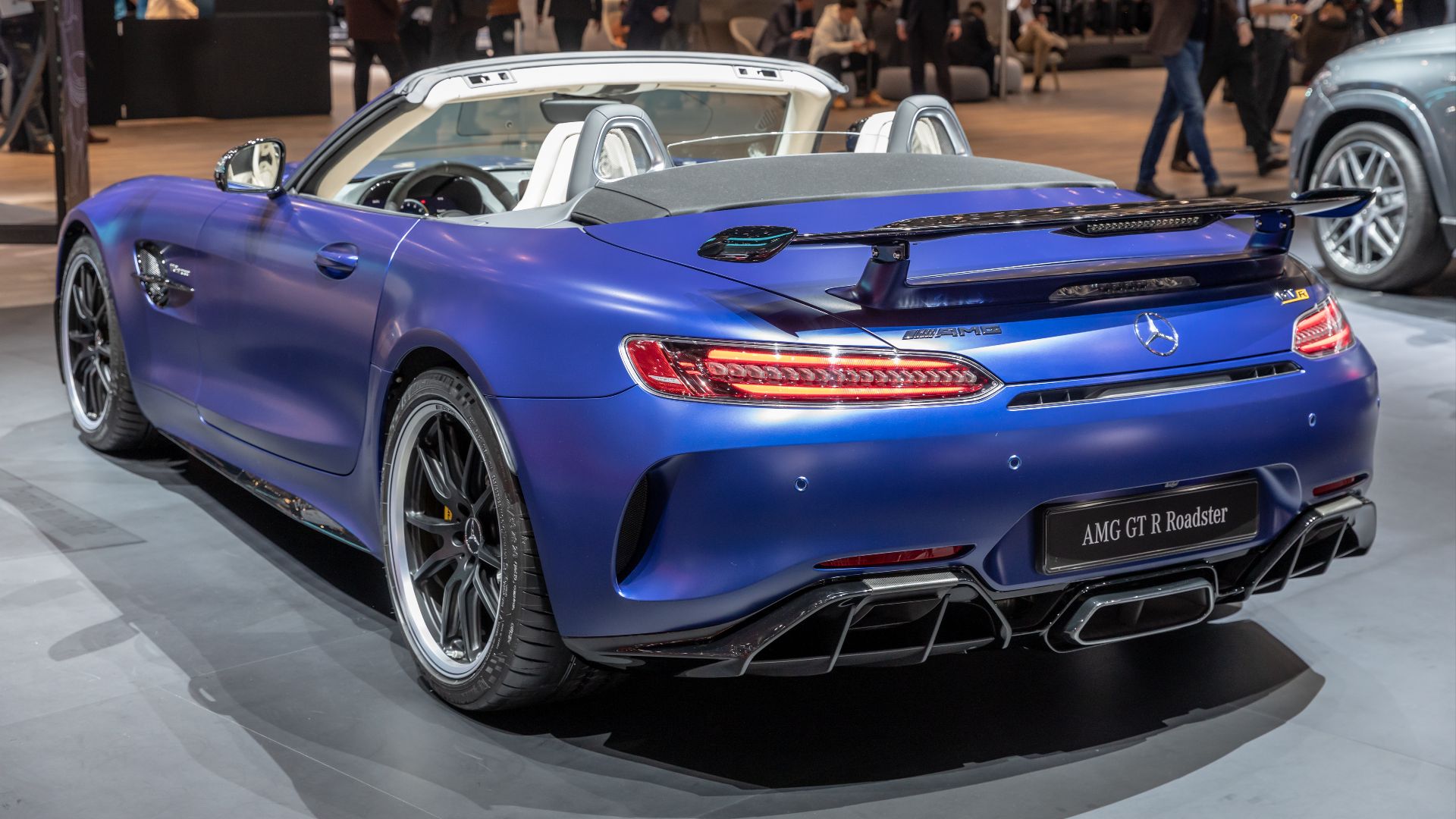 10. Mercedes-AMG GT R