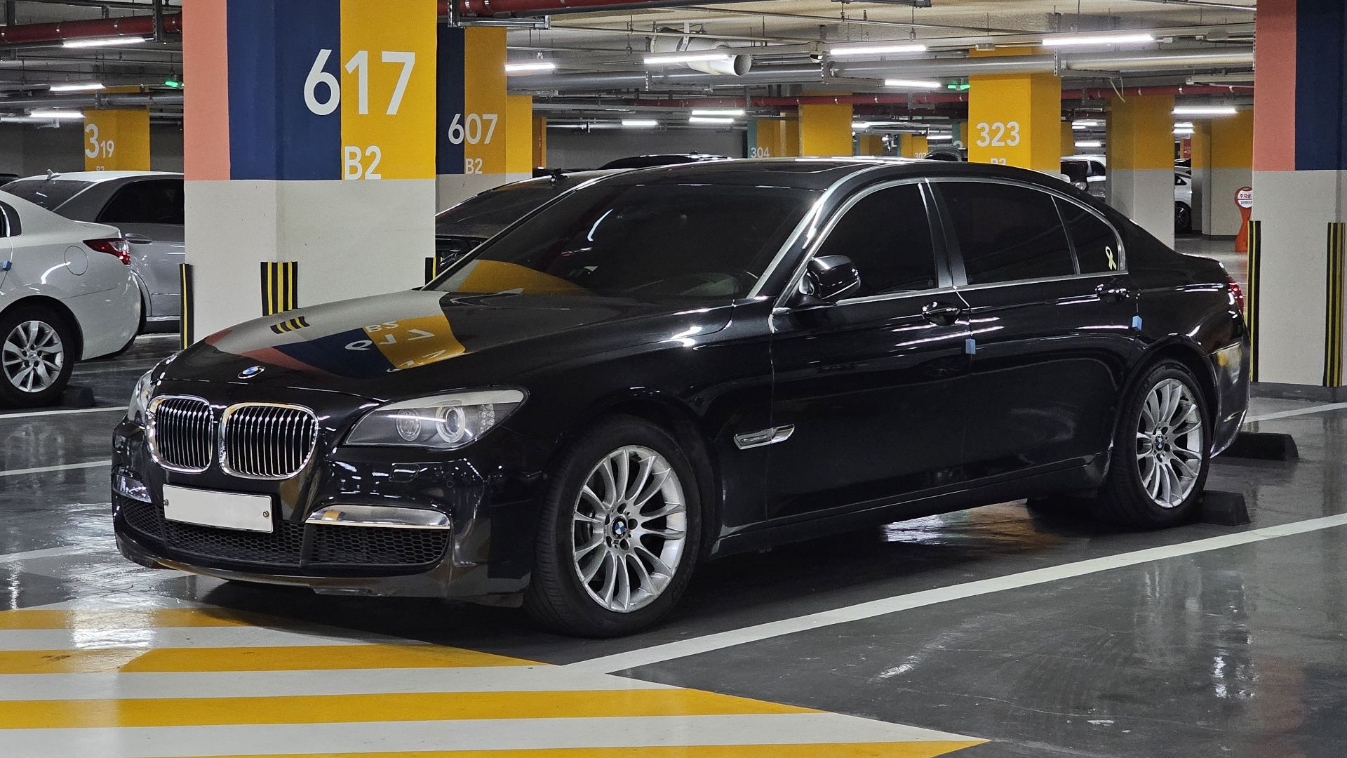 3. BMW 750Li