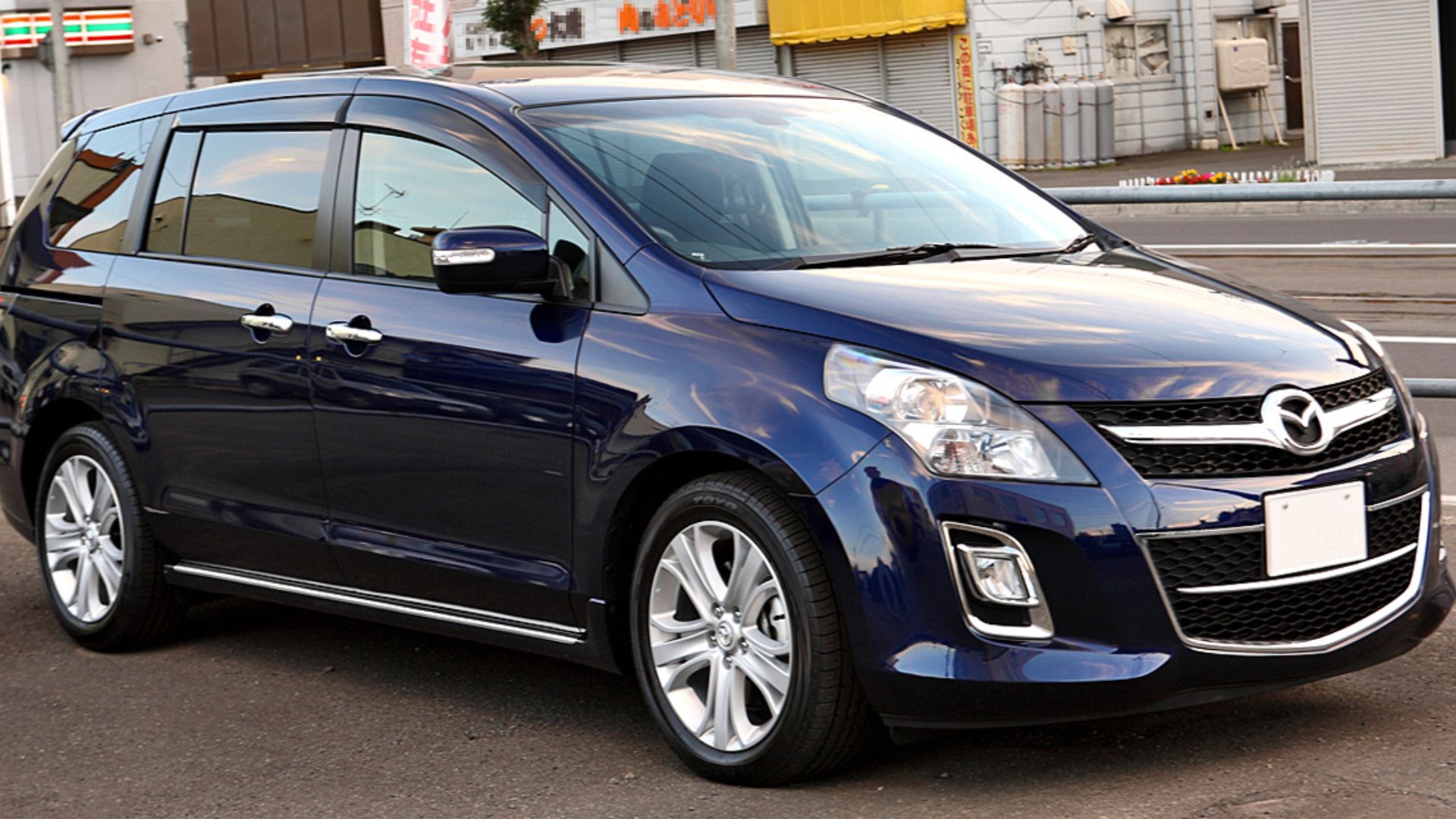 3. Mazda MPV