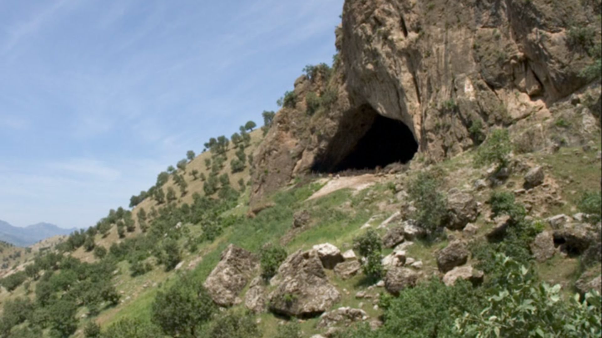 1. La grotte de Shanidar, en Irak