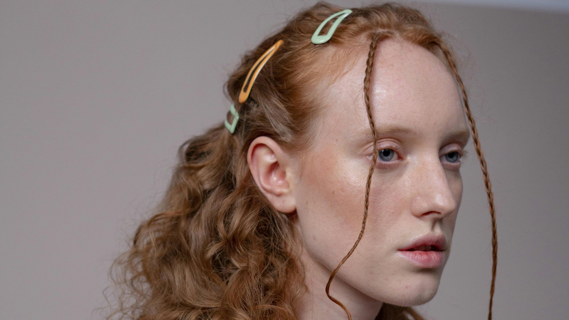 11. Barrettes