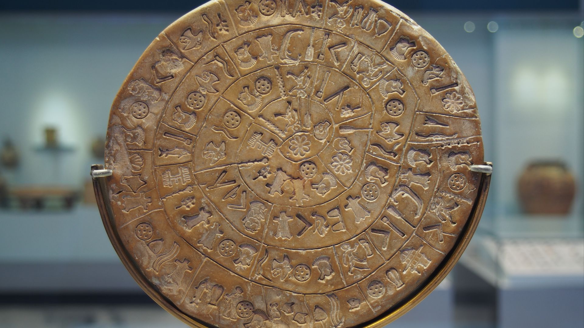 6. Le disque de Phaistos