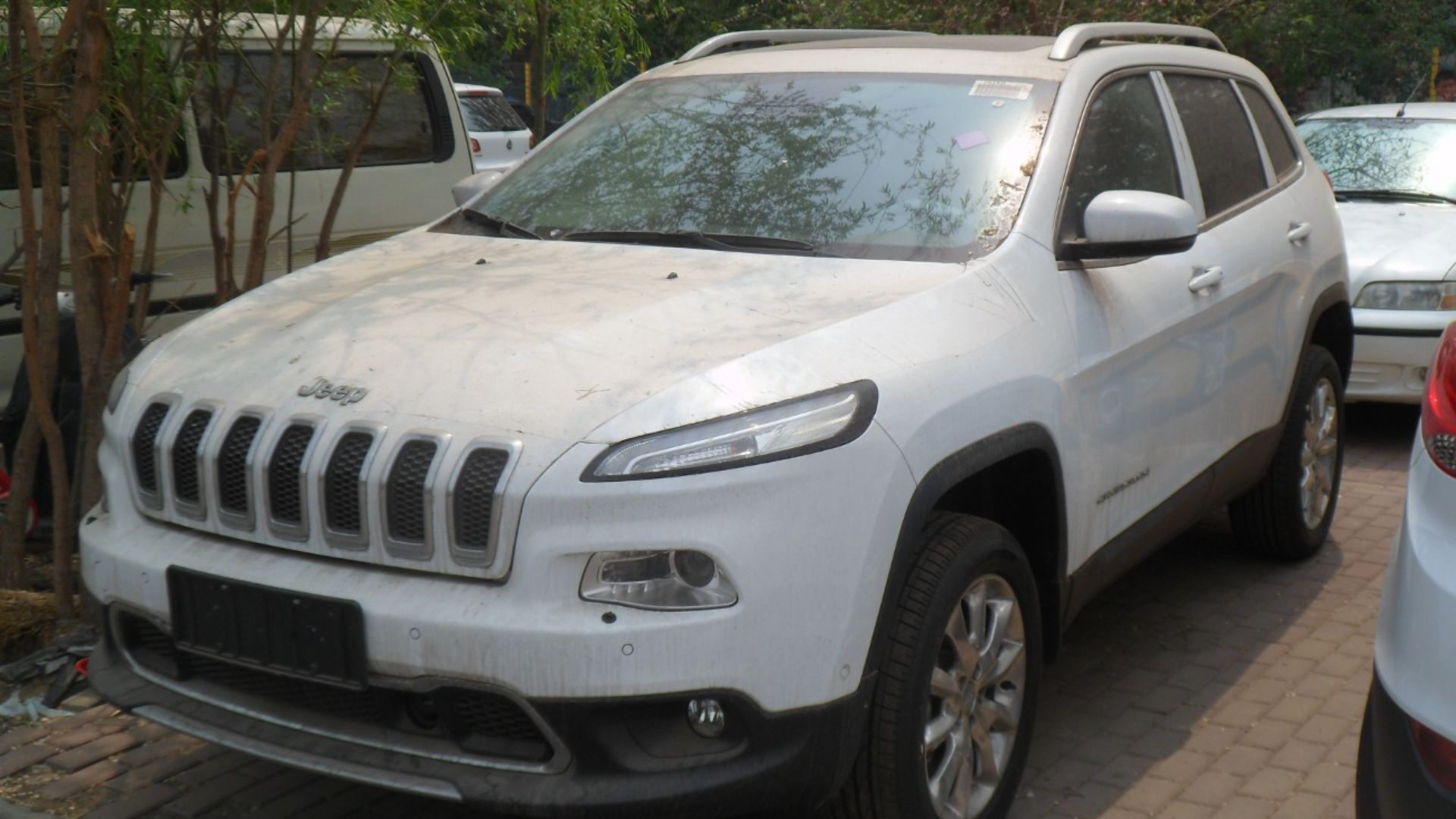 2. Jeep Cherokee